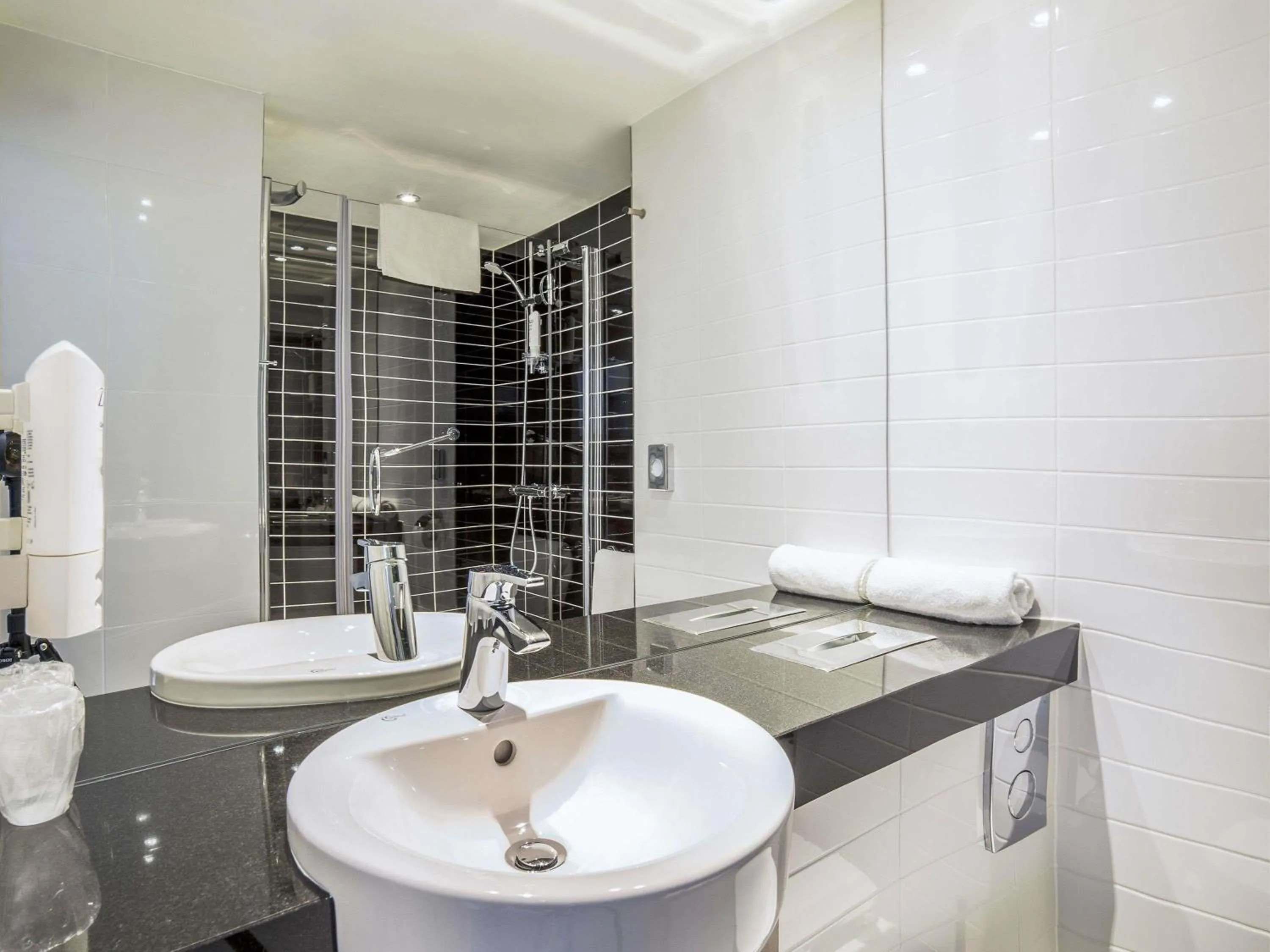 Bedroom in ibis Styles Wałbrzych