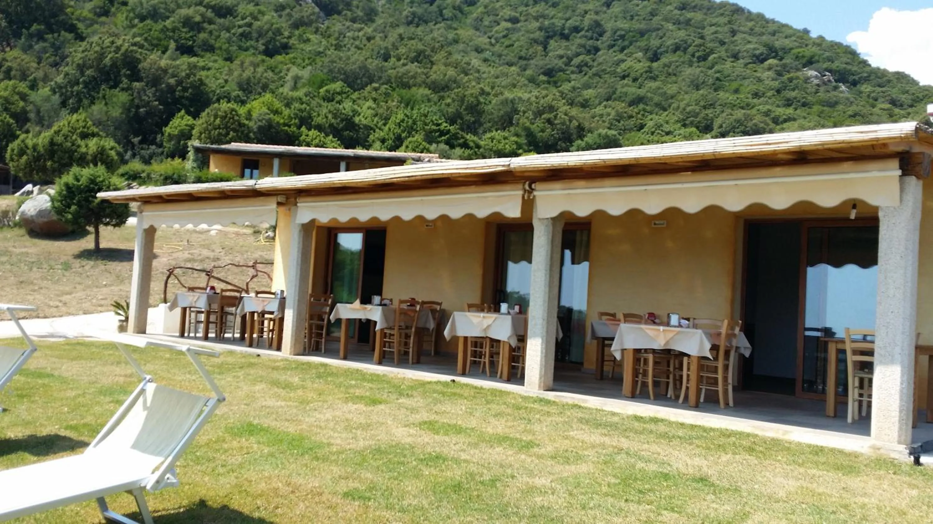 Property building in Li Teggi Turismo Rurale