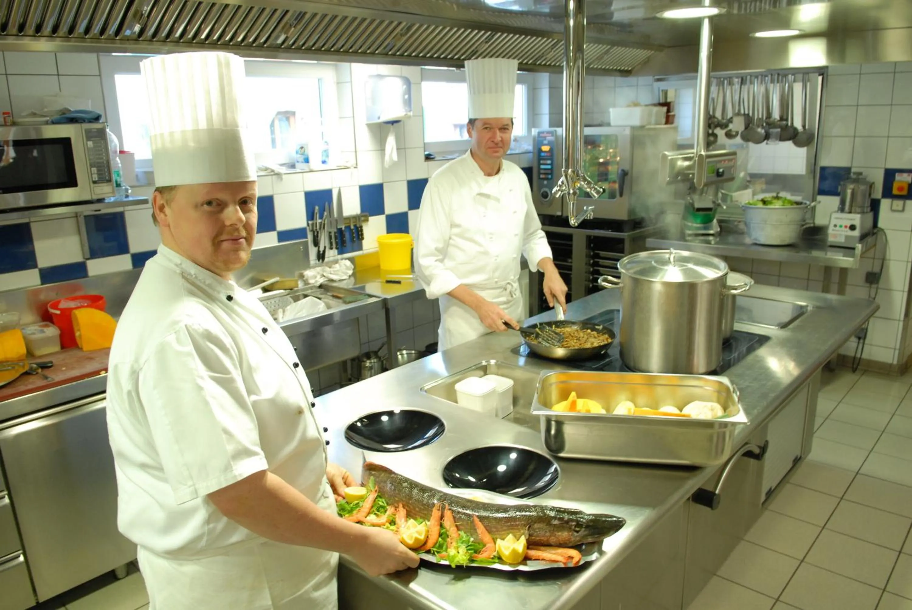 Restaurant/places to eat in Logis Hôtel Restaurant Au Lion Rouge