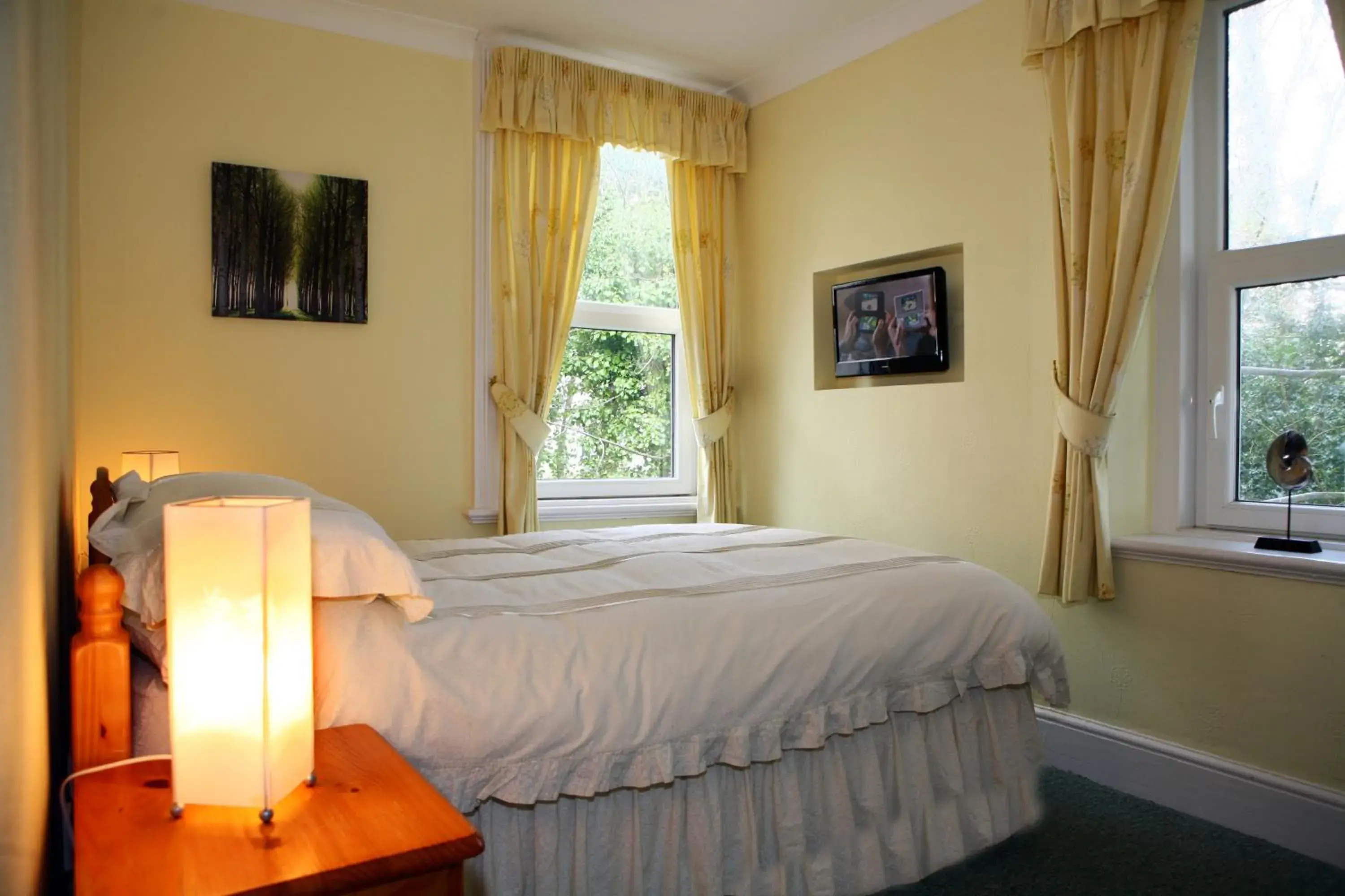 Double Room in The Devonian Double Room in The Devonian