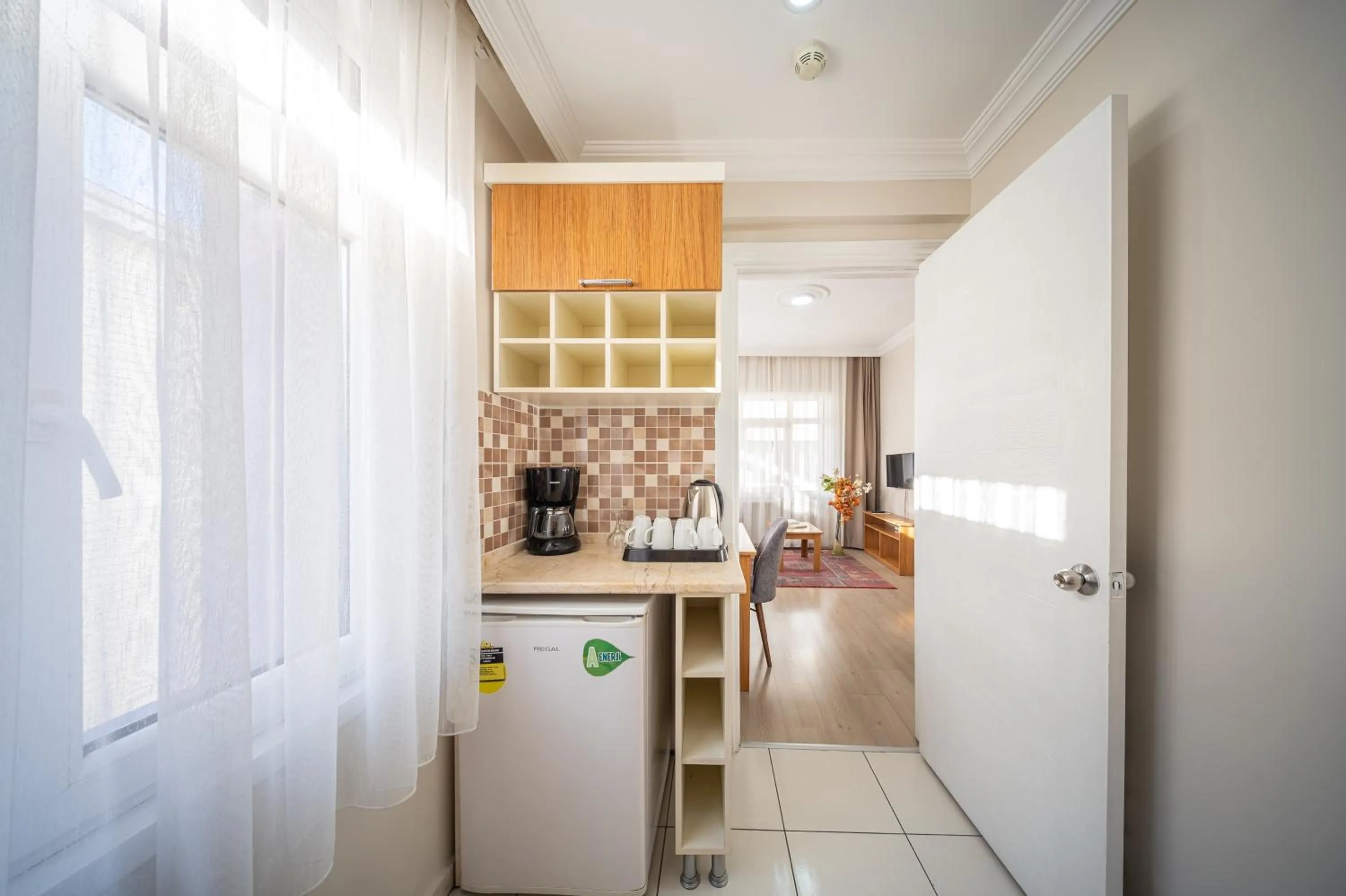 Coffee/tea facilities in Feyza Apart