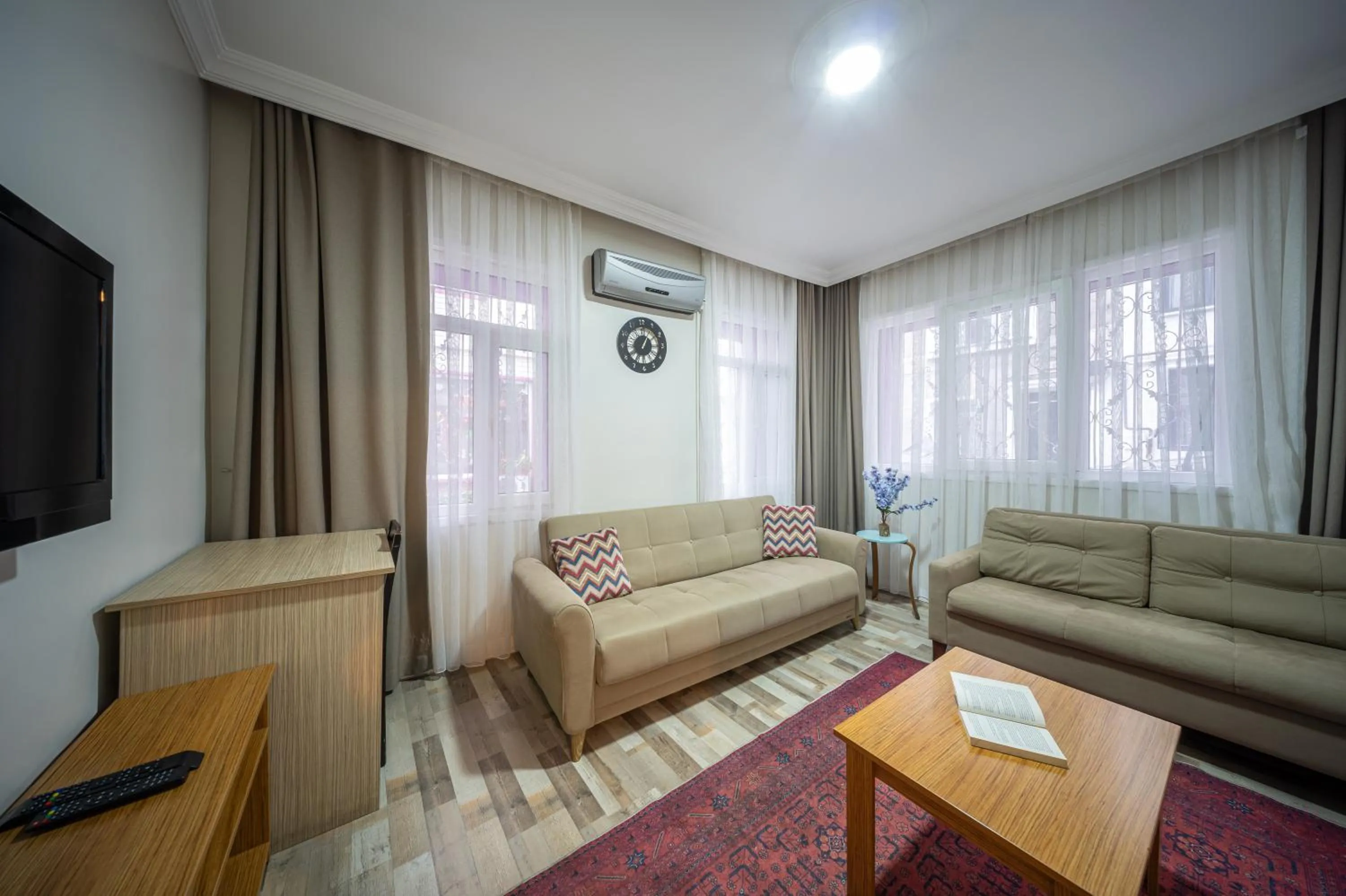 TV and multimedia in Feyza Apart