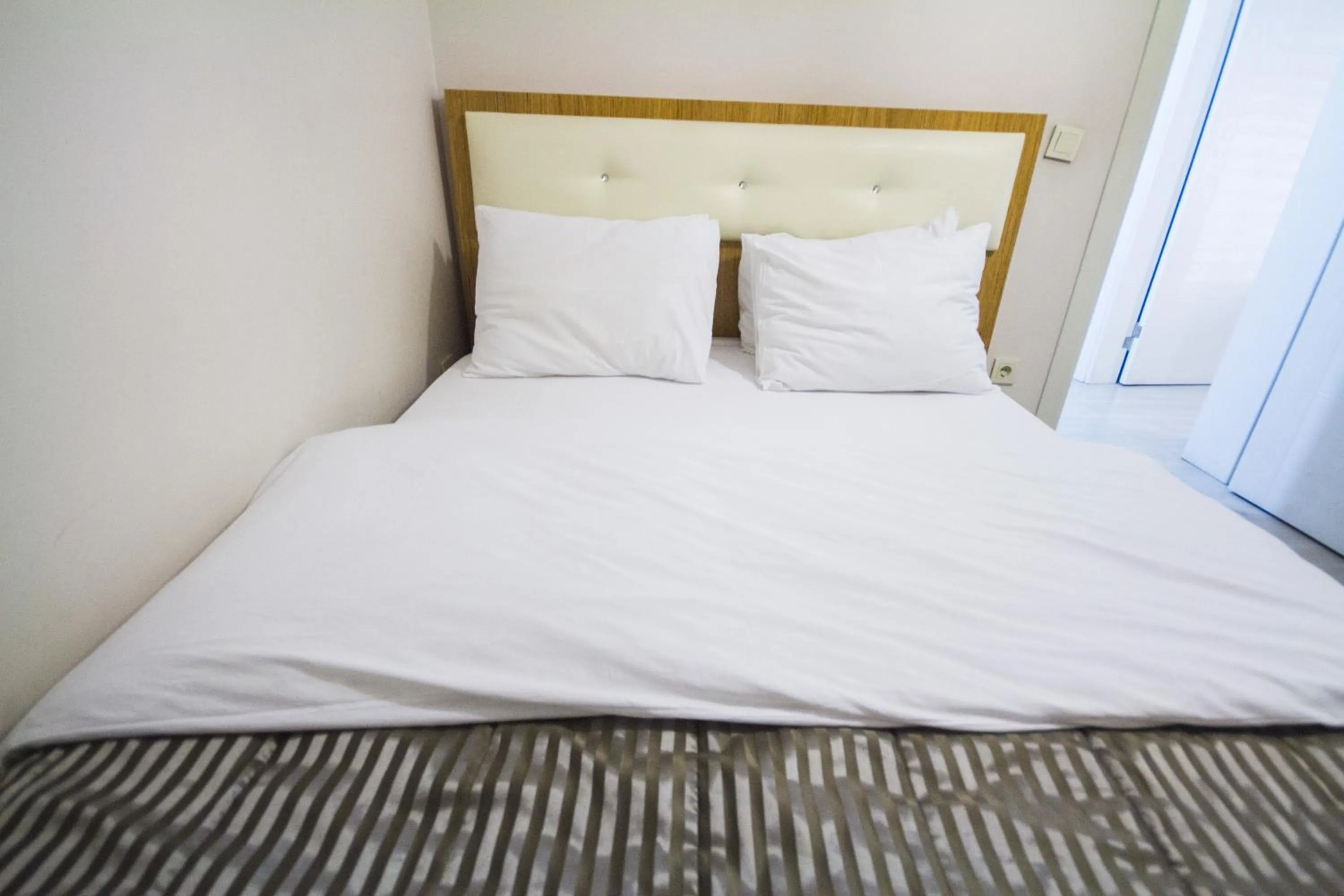 Bedroom, Bed in Feyza Apart