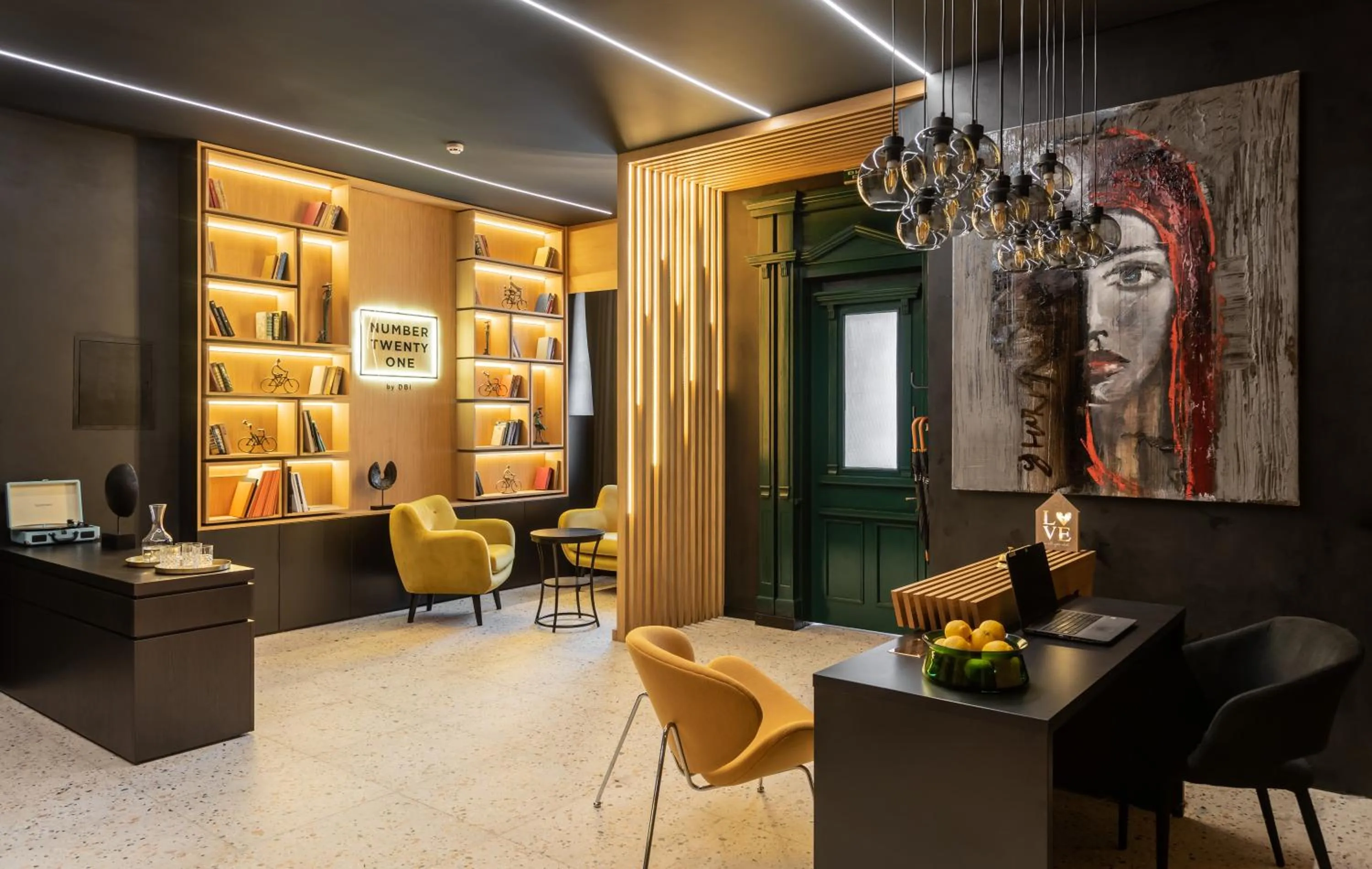 Lobby or reception in Number 21 by DBI