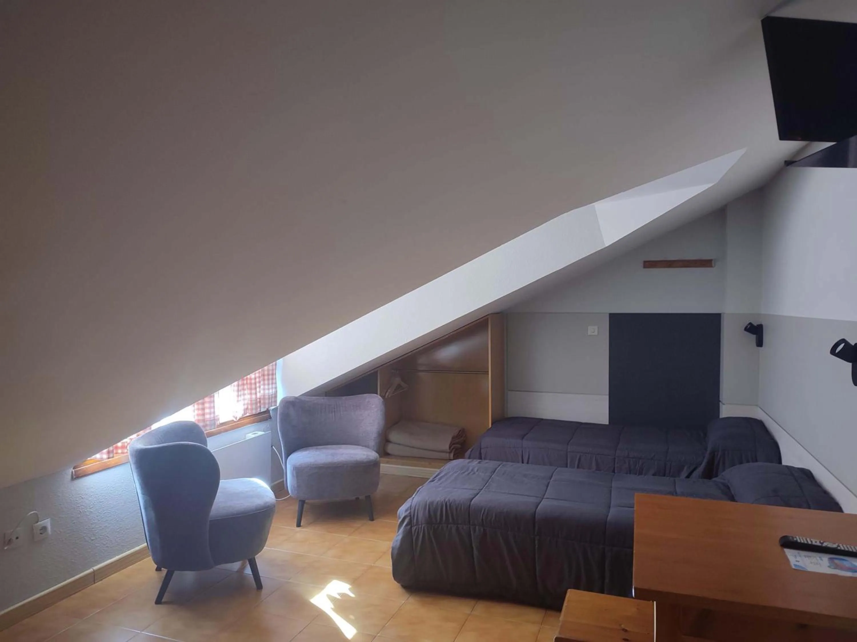 Bed in Apartamentos Midi 3000