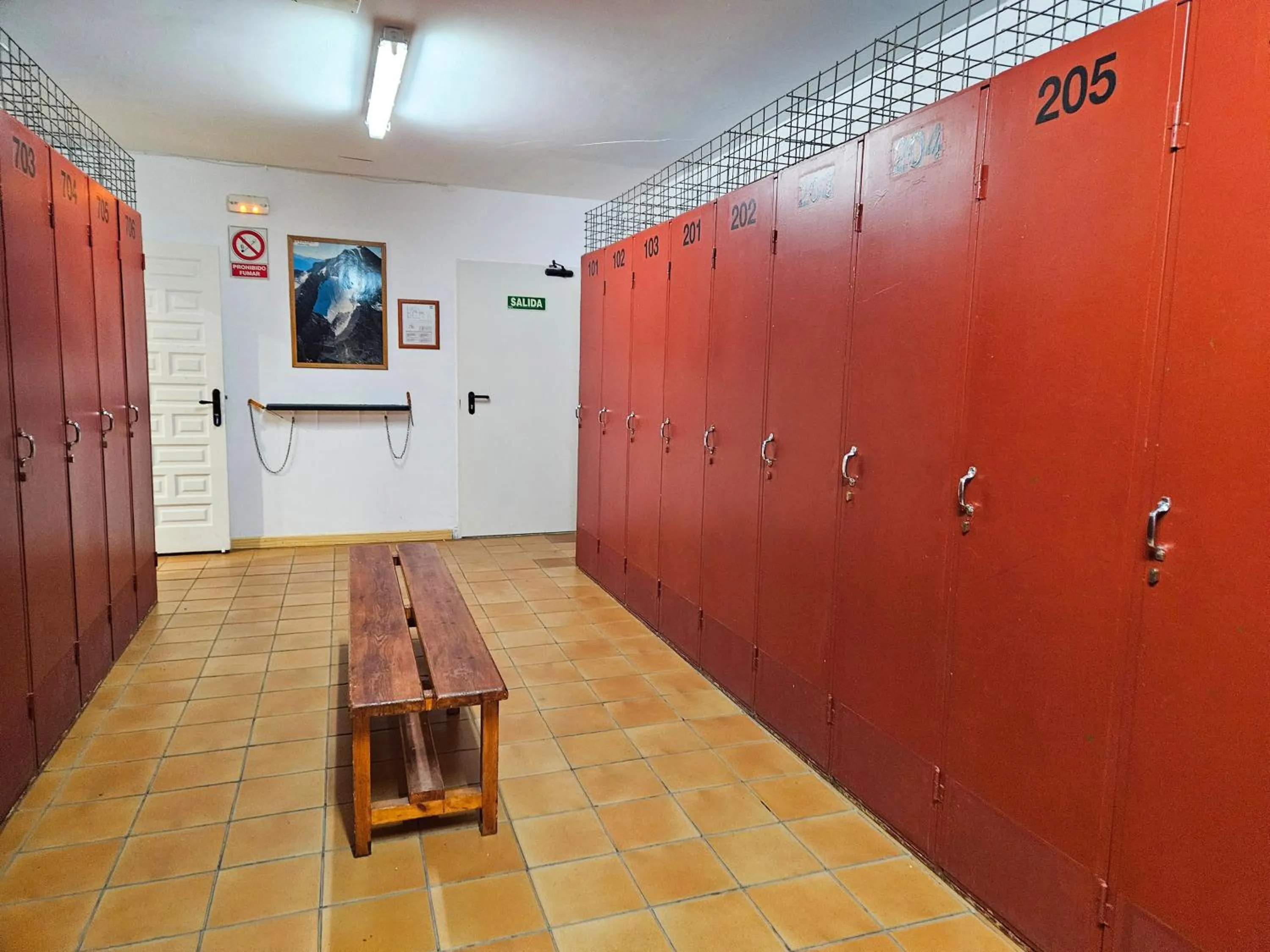 Decorative detail in Apartamentos Midi 3000