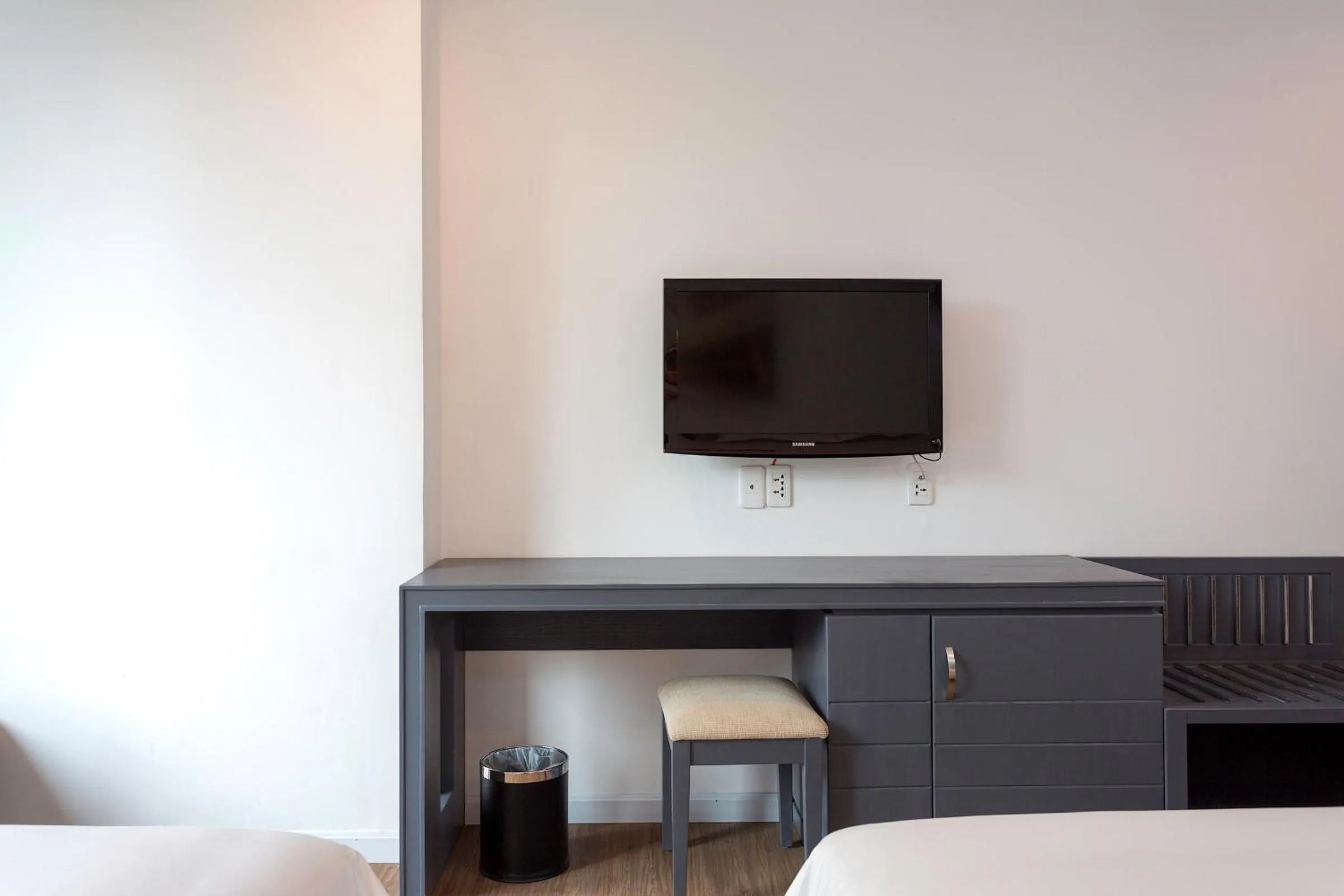 Photo of the whole room, Bed in Calista Sai Gon Hotel