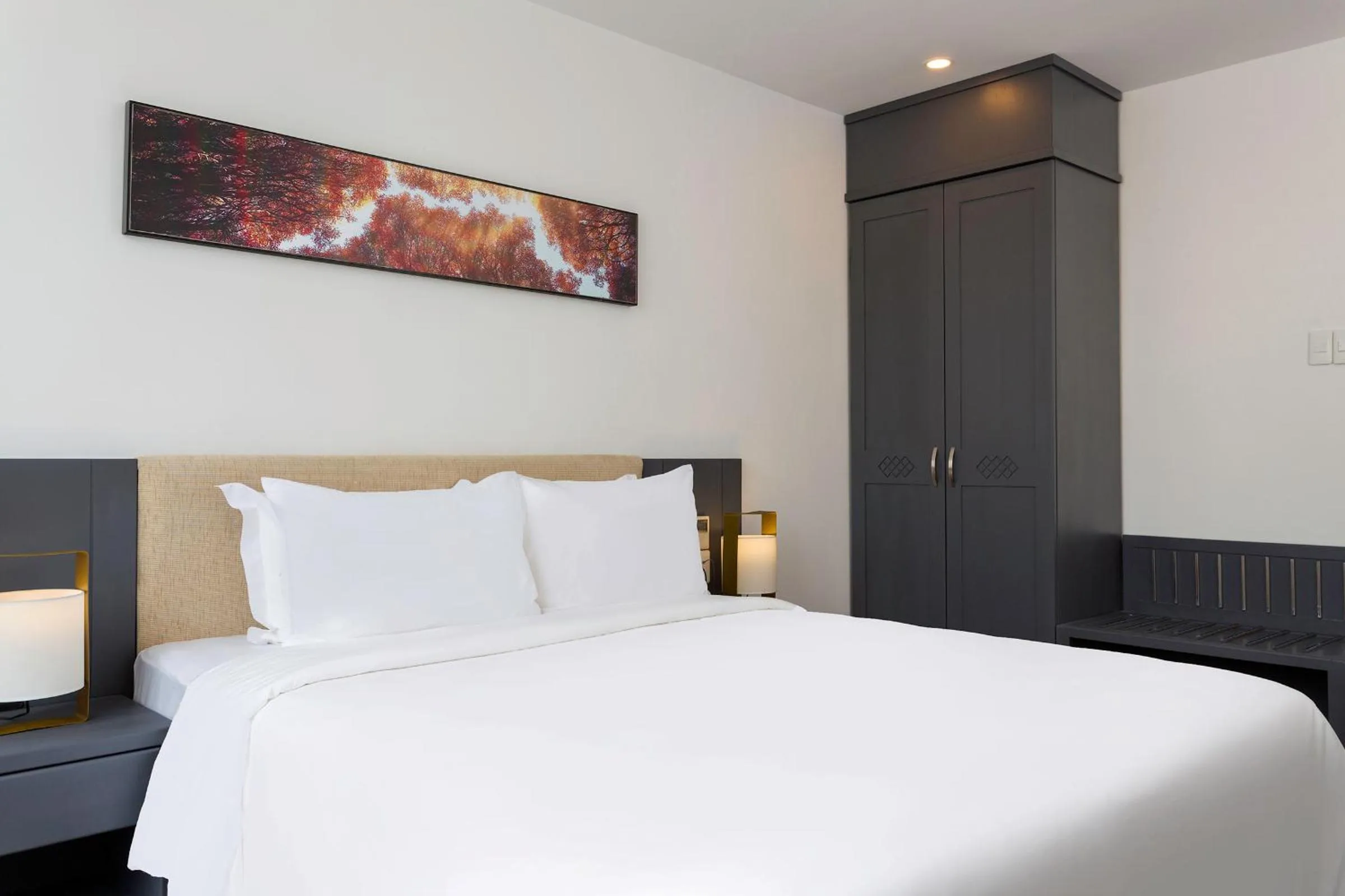 Photo of the whole room, Bed in Calista Sai Gon Hotel