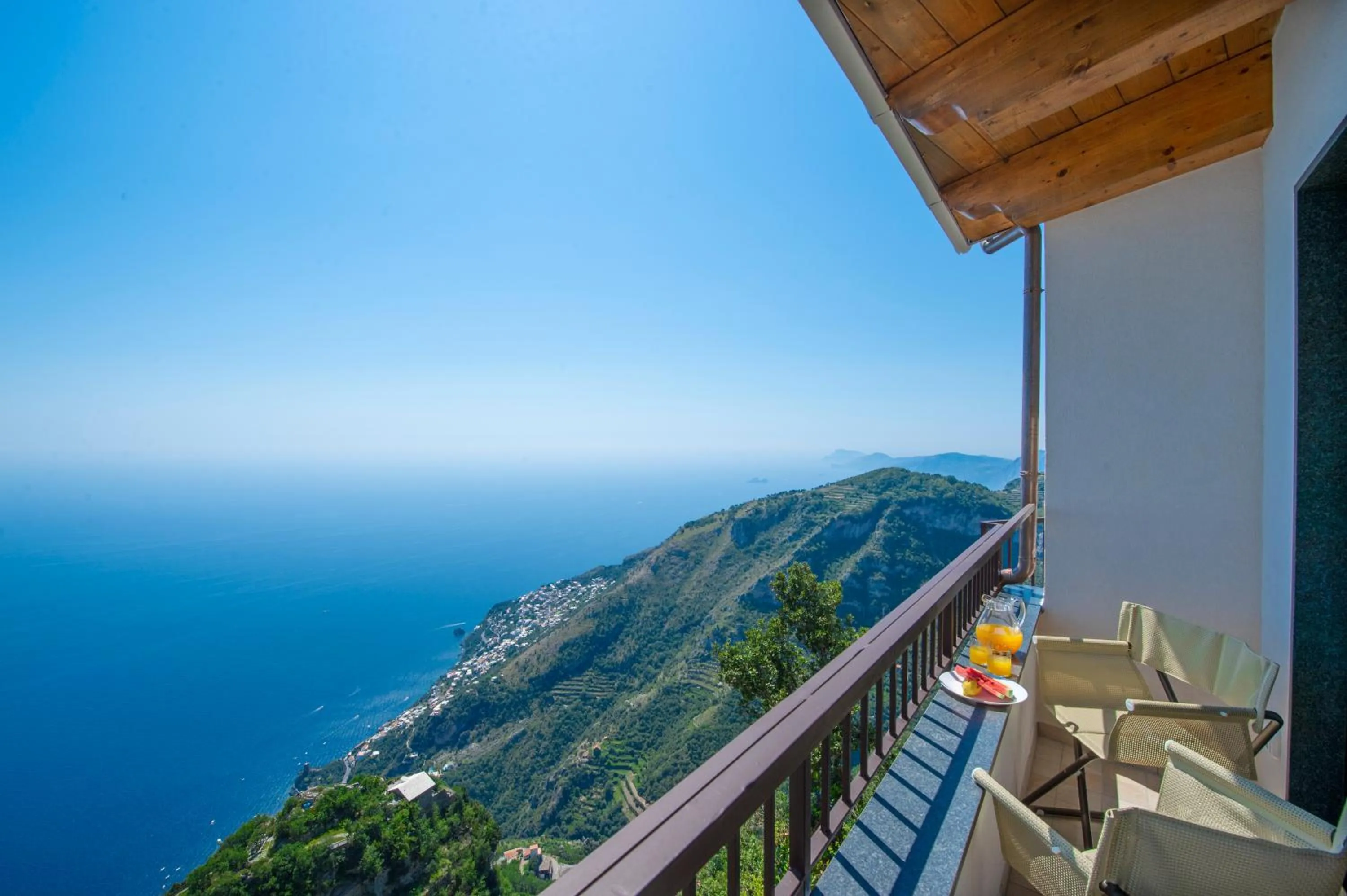 Balcony/Terrace in Villa Paradise Resort