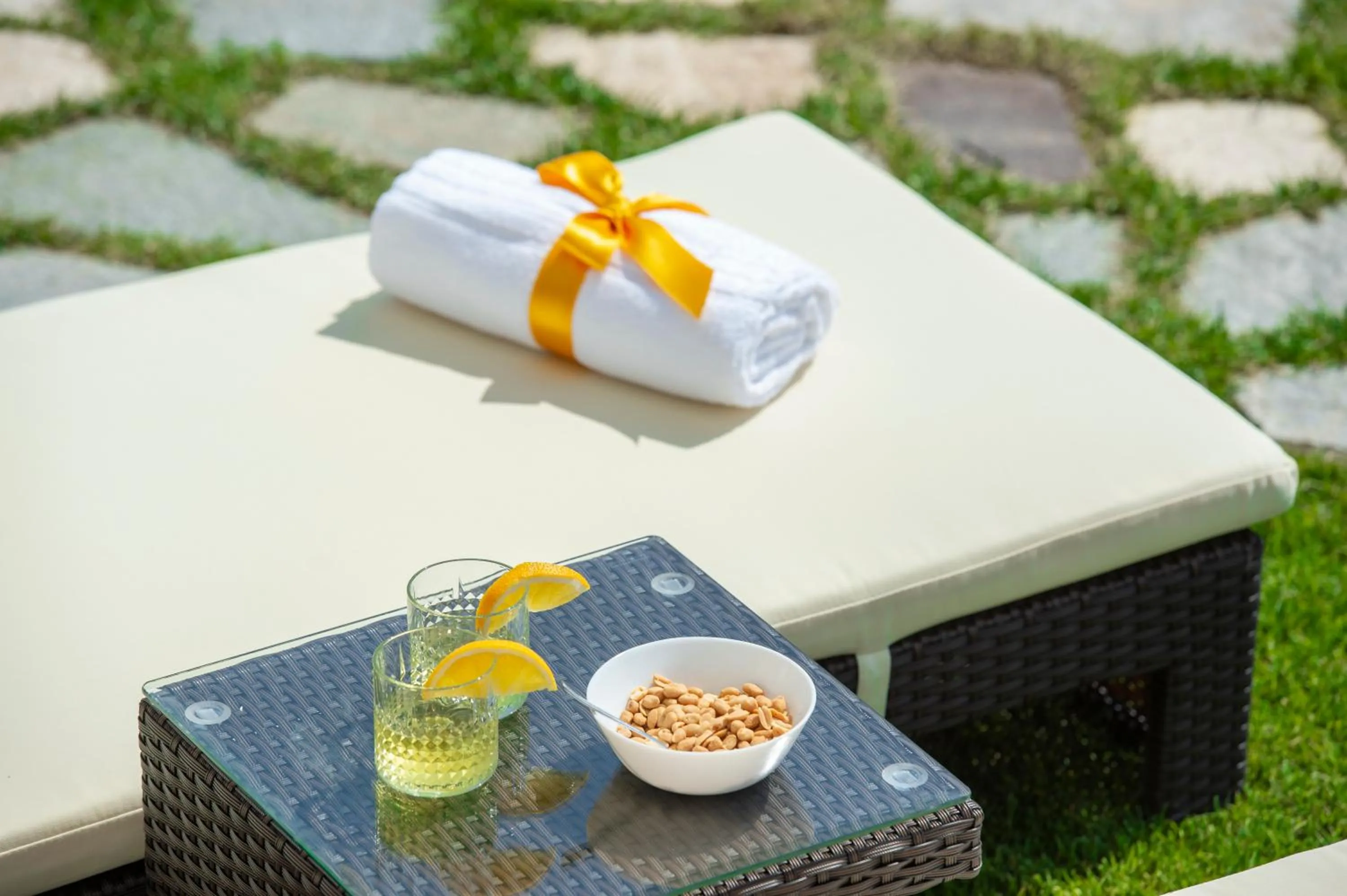 Solarium in Villa Paradise Resort