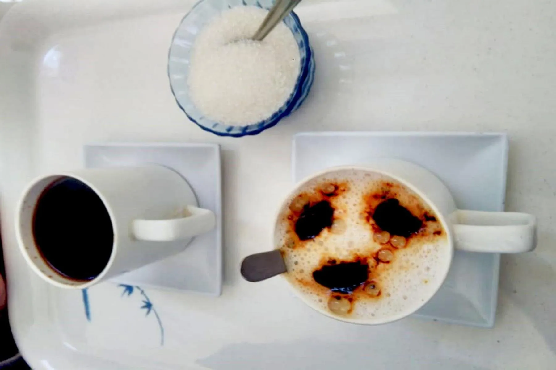 Coffee/tea facilities in Landy Queen