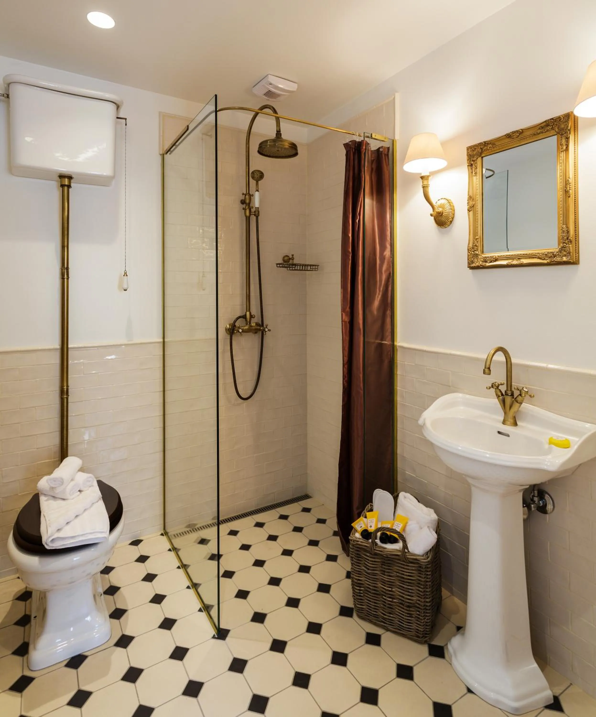 Shower in Kokkedal Slot Copenhagen