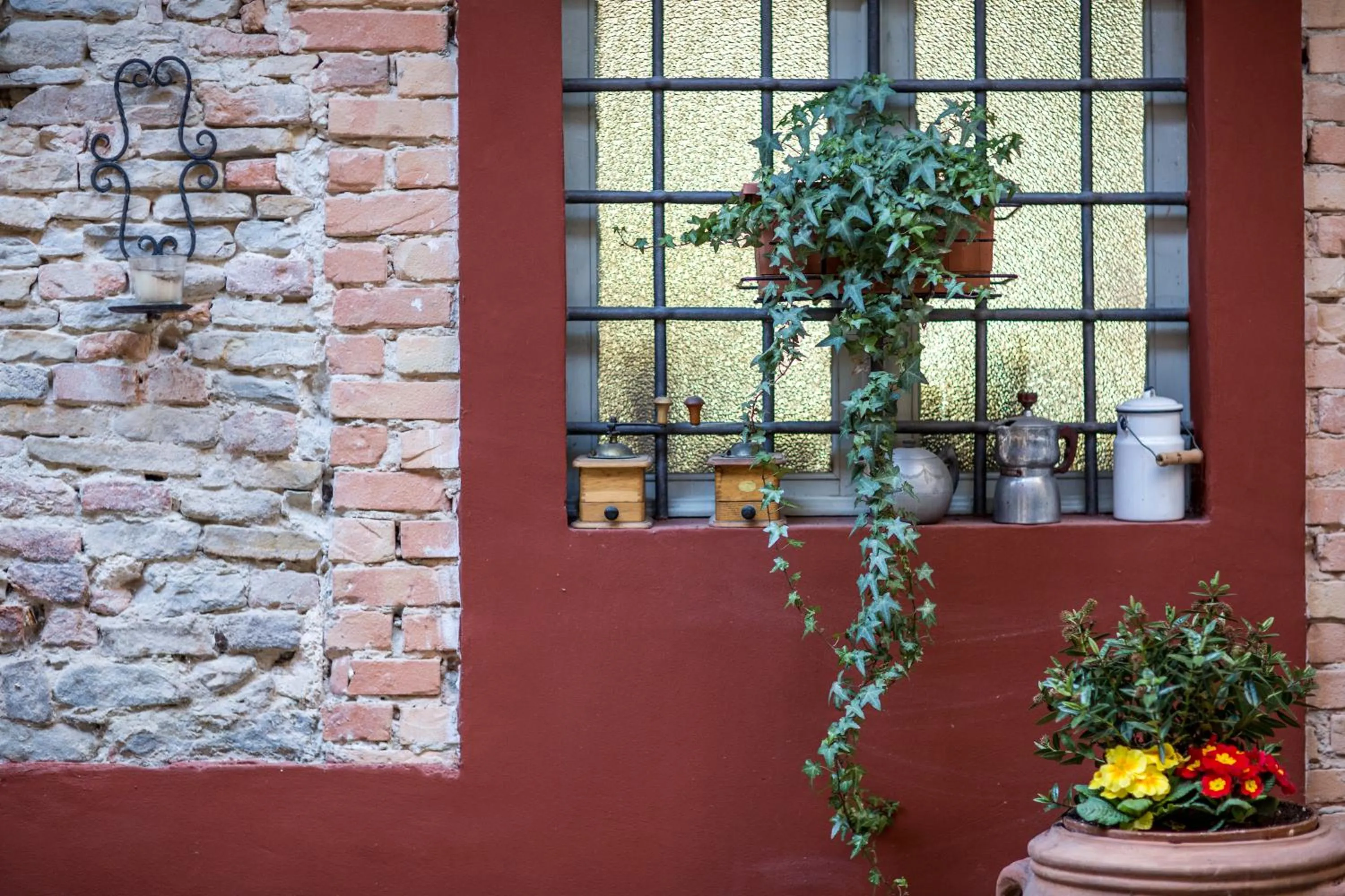 Decorative detail in Camere Centro Storico