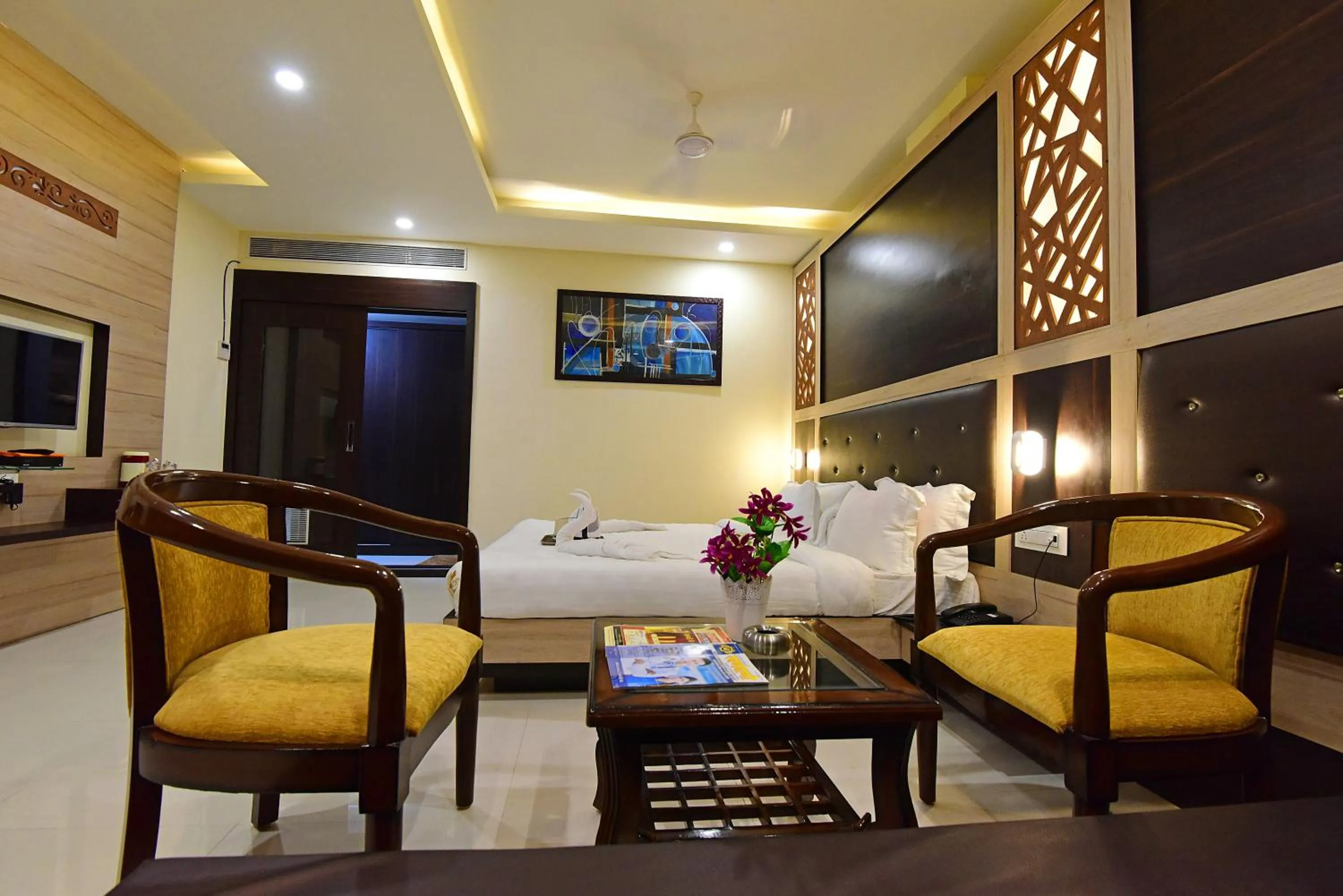 Living room in Hotel Dayal Shree Paradise