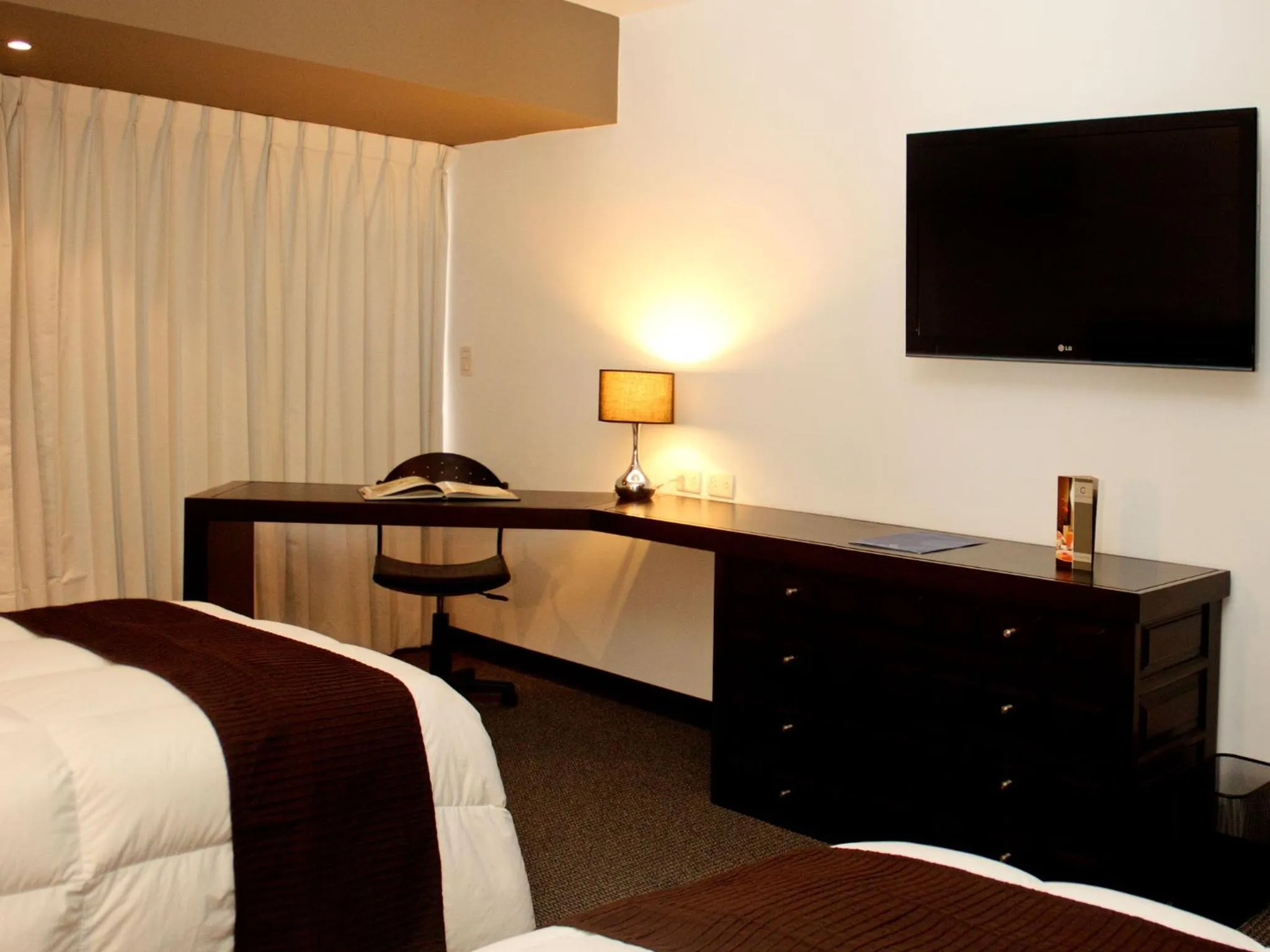 Bedroom, Bed in Wyndham Costa del Sol Trujillo