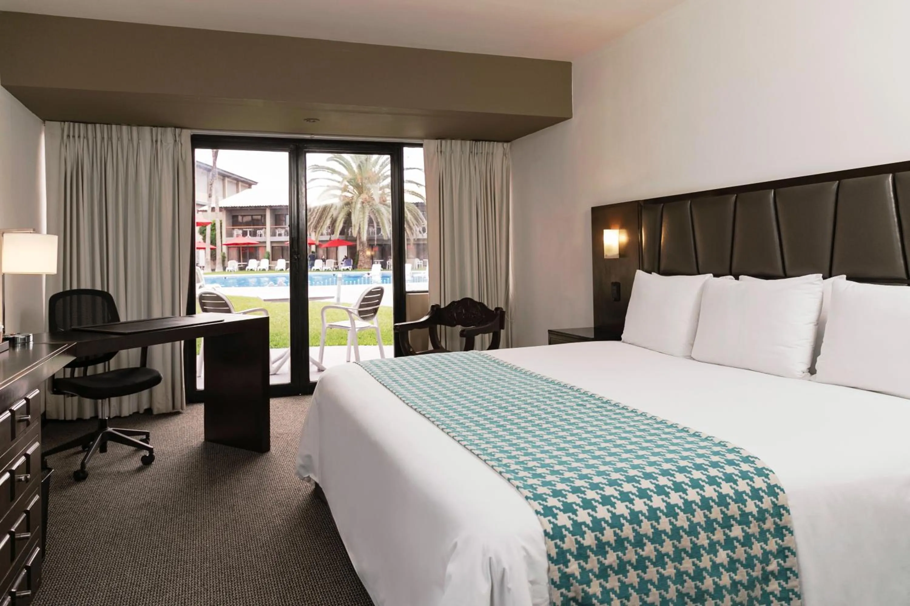 View (from property/room), Bed in Wyndham Costa del Sol Trujillo