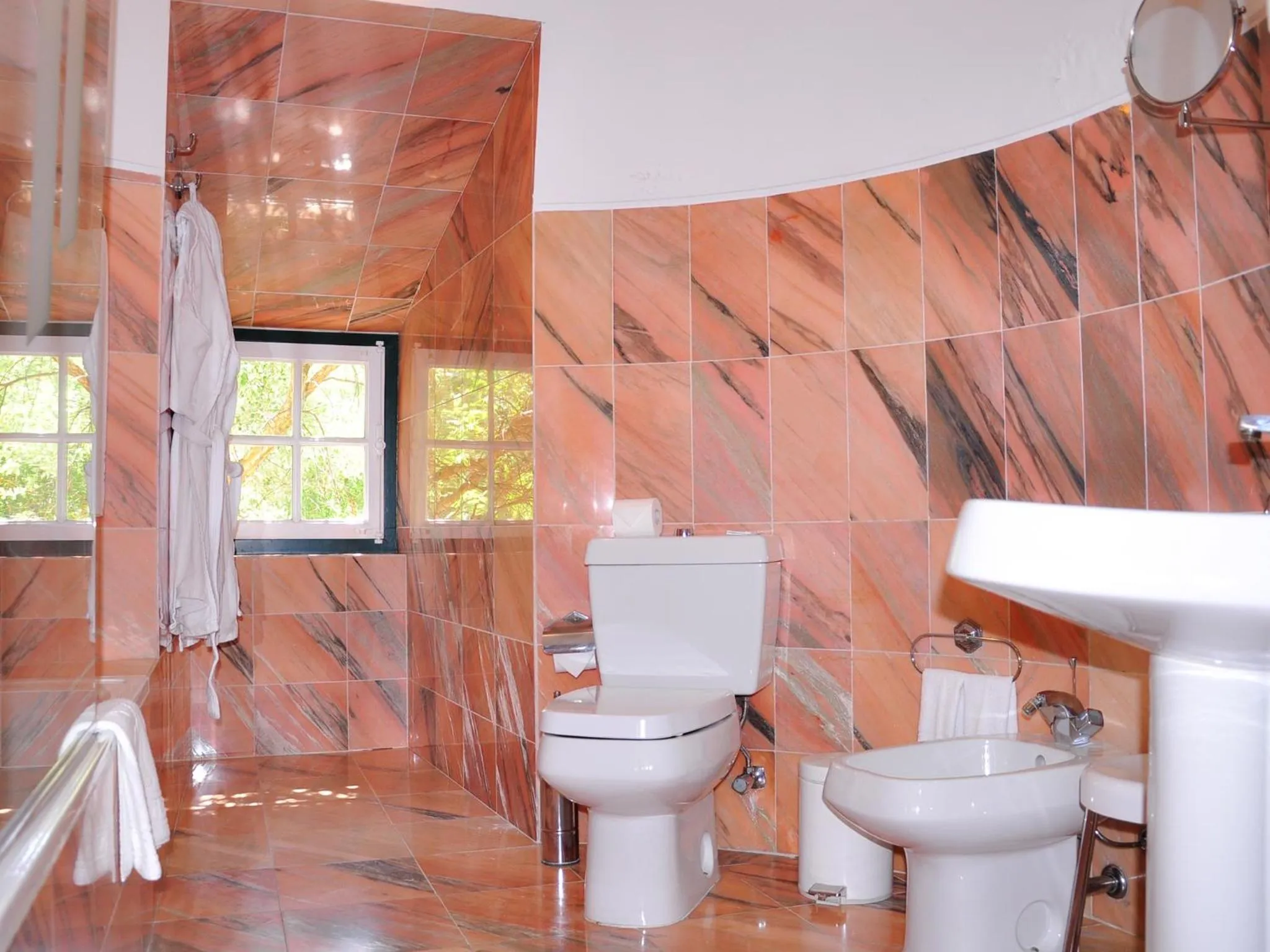 Bathroom in Pousada Castelo de Alvito