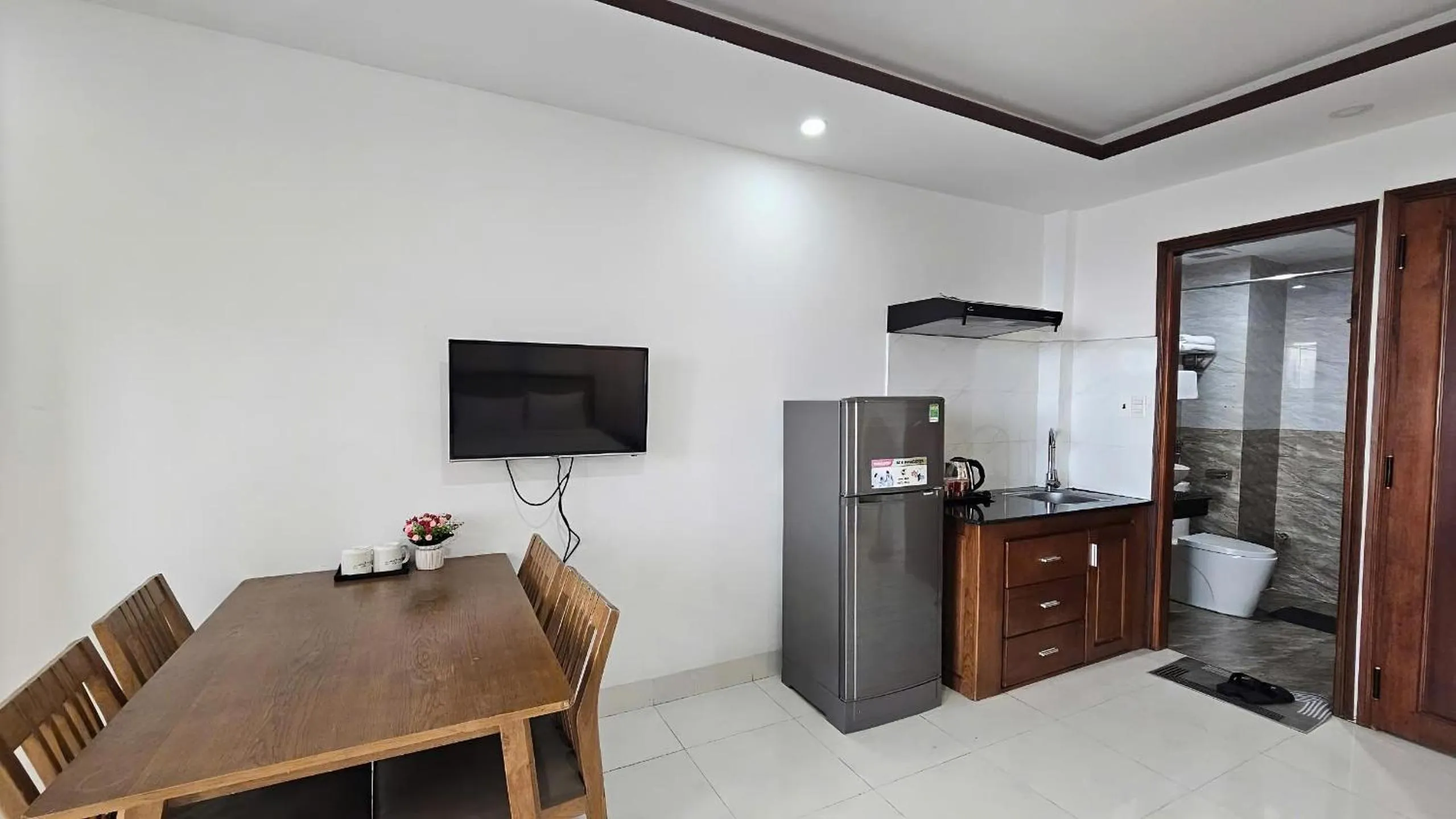 TV and multimedia in New Era Hotel & Apartments