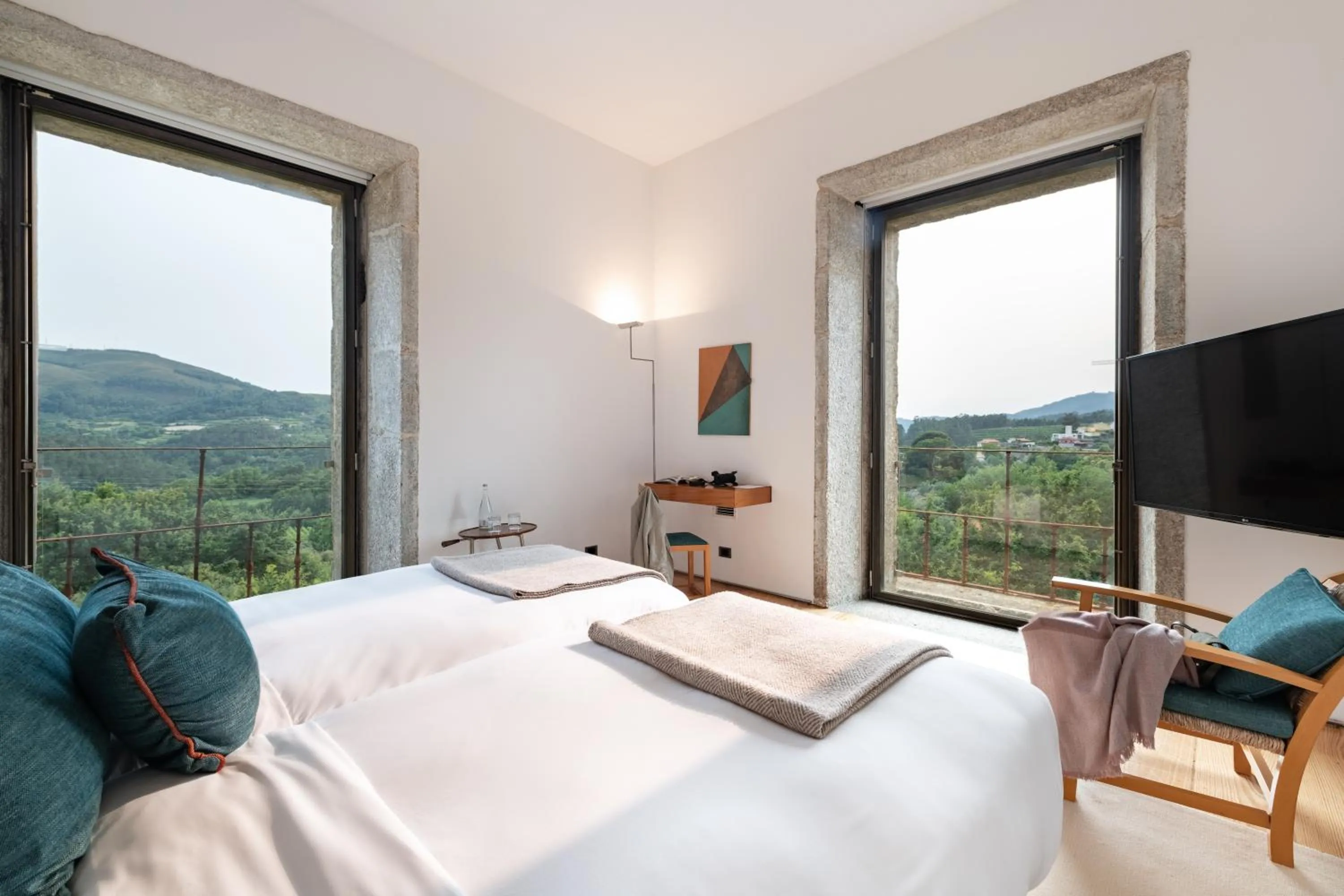 View (from property/room), Bed in Pousada Mosteiro de Amares