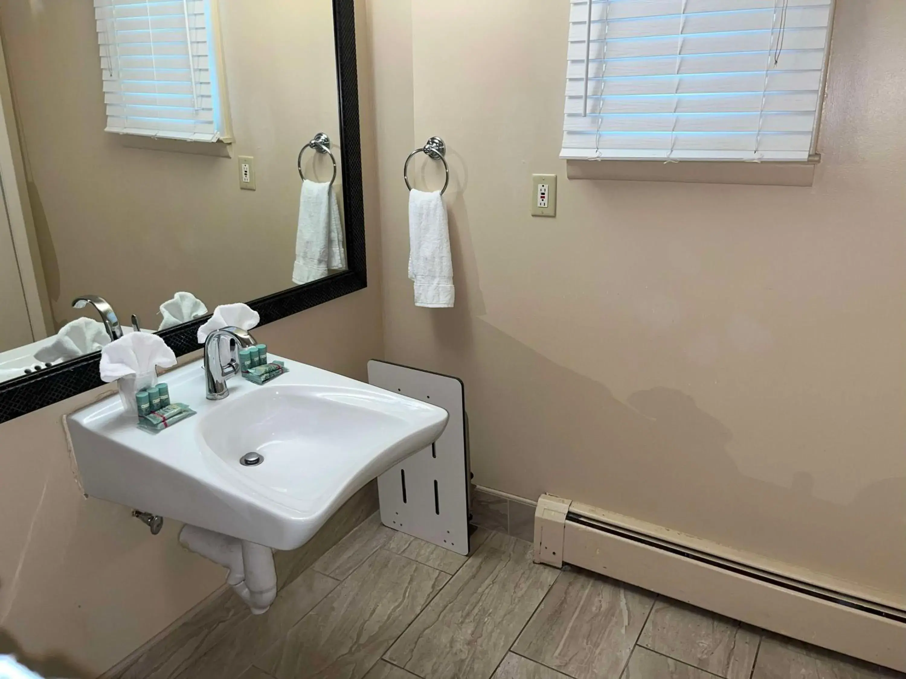 Queen Room with Two Queen Beds - Disability Access in Best Western Bennington Queen Room with Two Queen Beds - Disability Access in Best Western Bennington