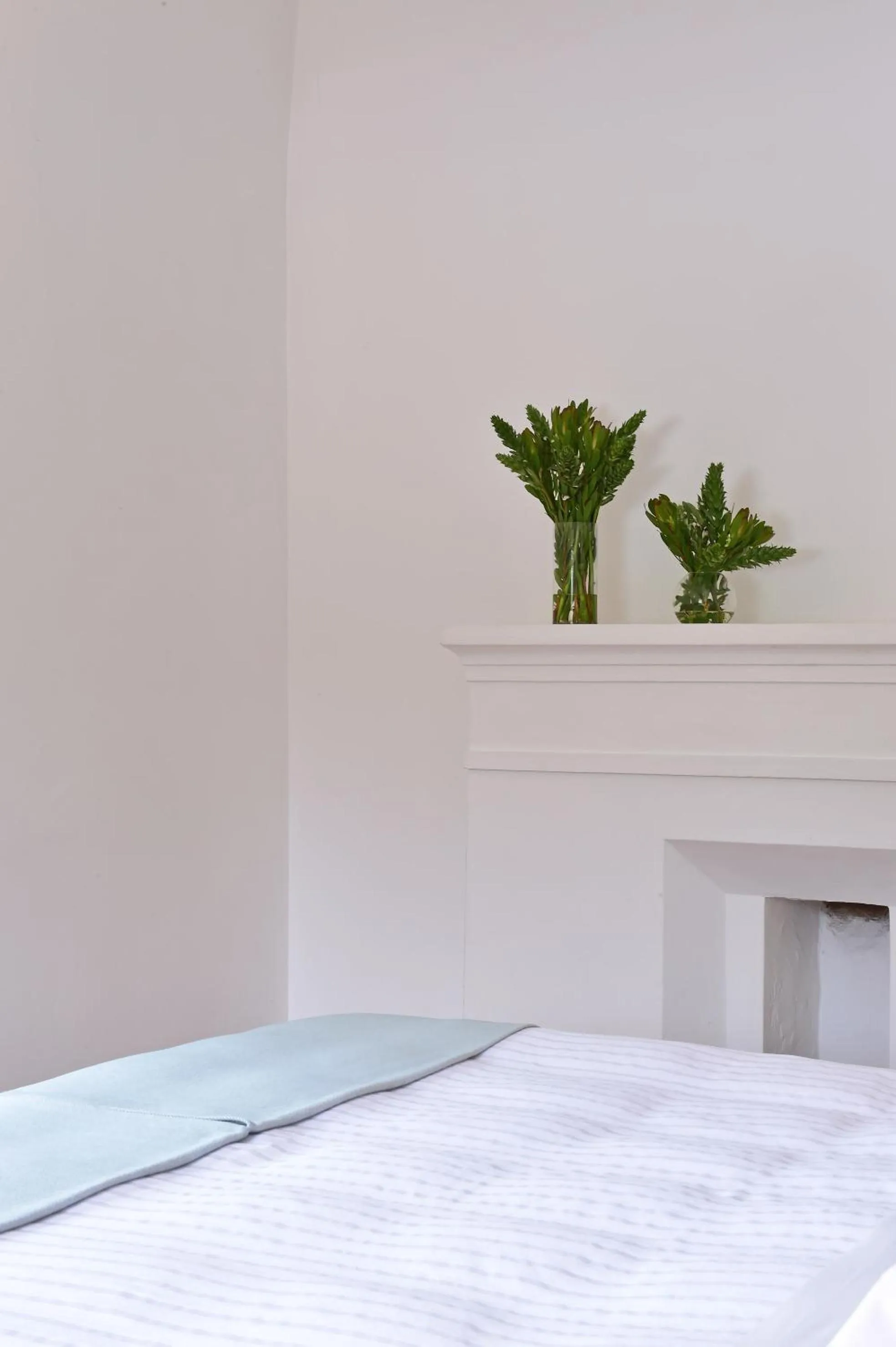 Photo of the whole room, Bed in Pousada Convento de Arraiolos