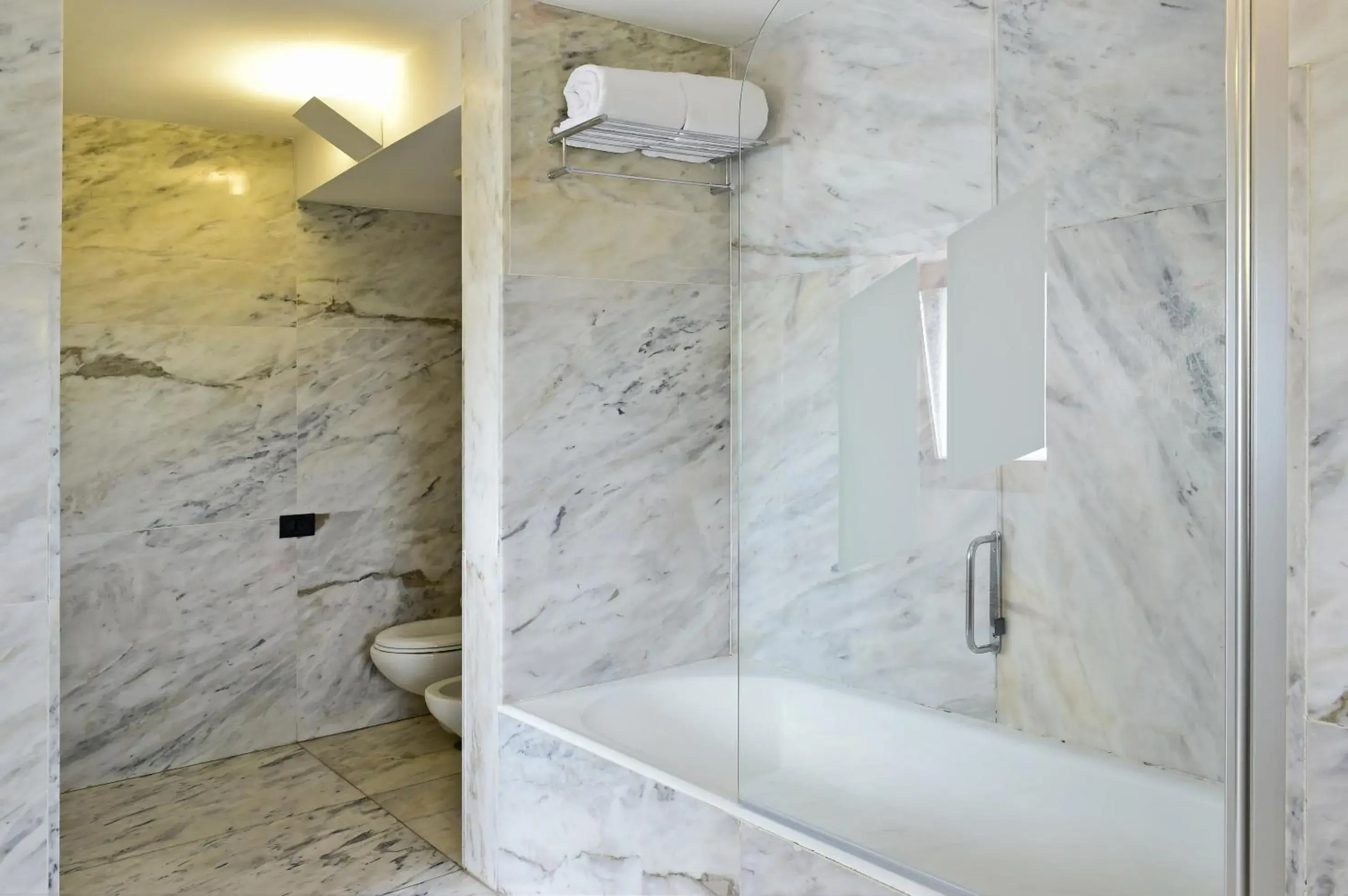 Bathroom in Pousada Convento de Arraiolos Bathroom in Pousada Convento de Arraiolos