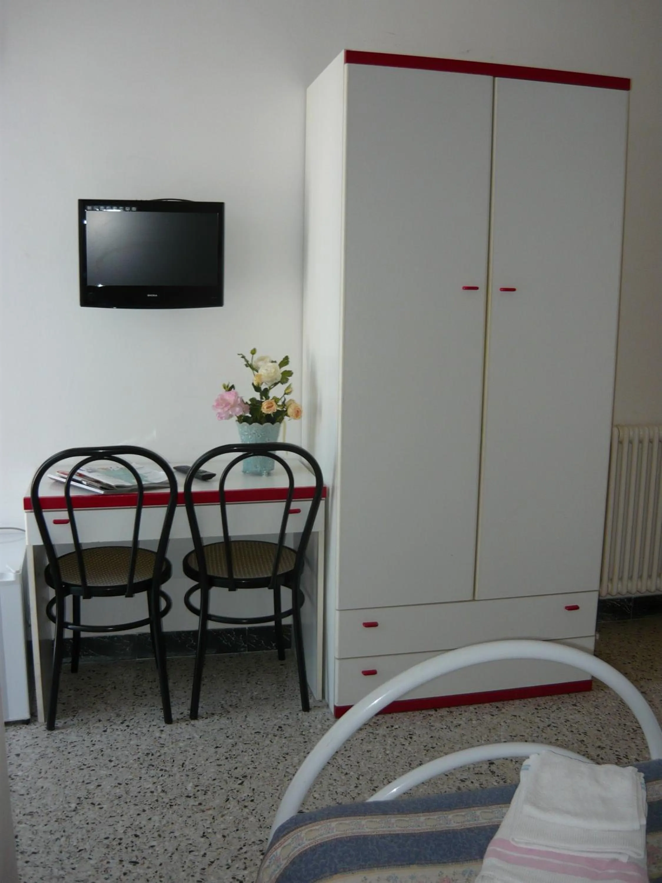 Photo of the whole room in Hotel Acquazzurra