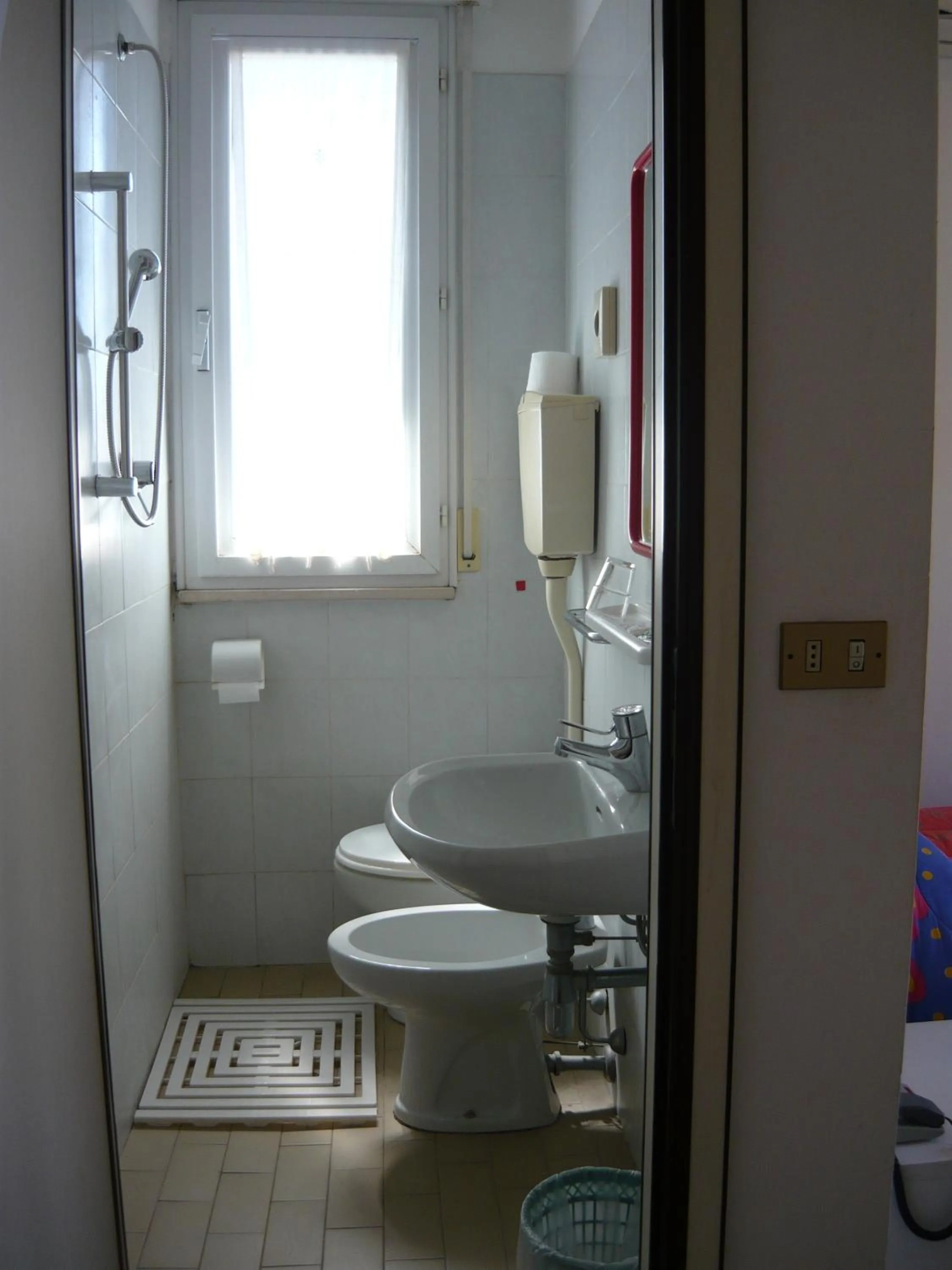 Bathroom in Hotel Acquazzurra