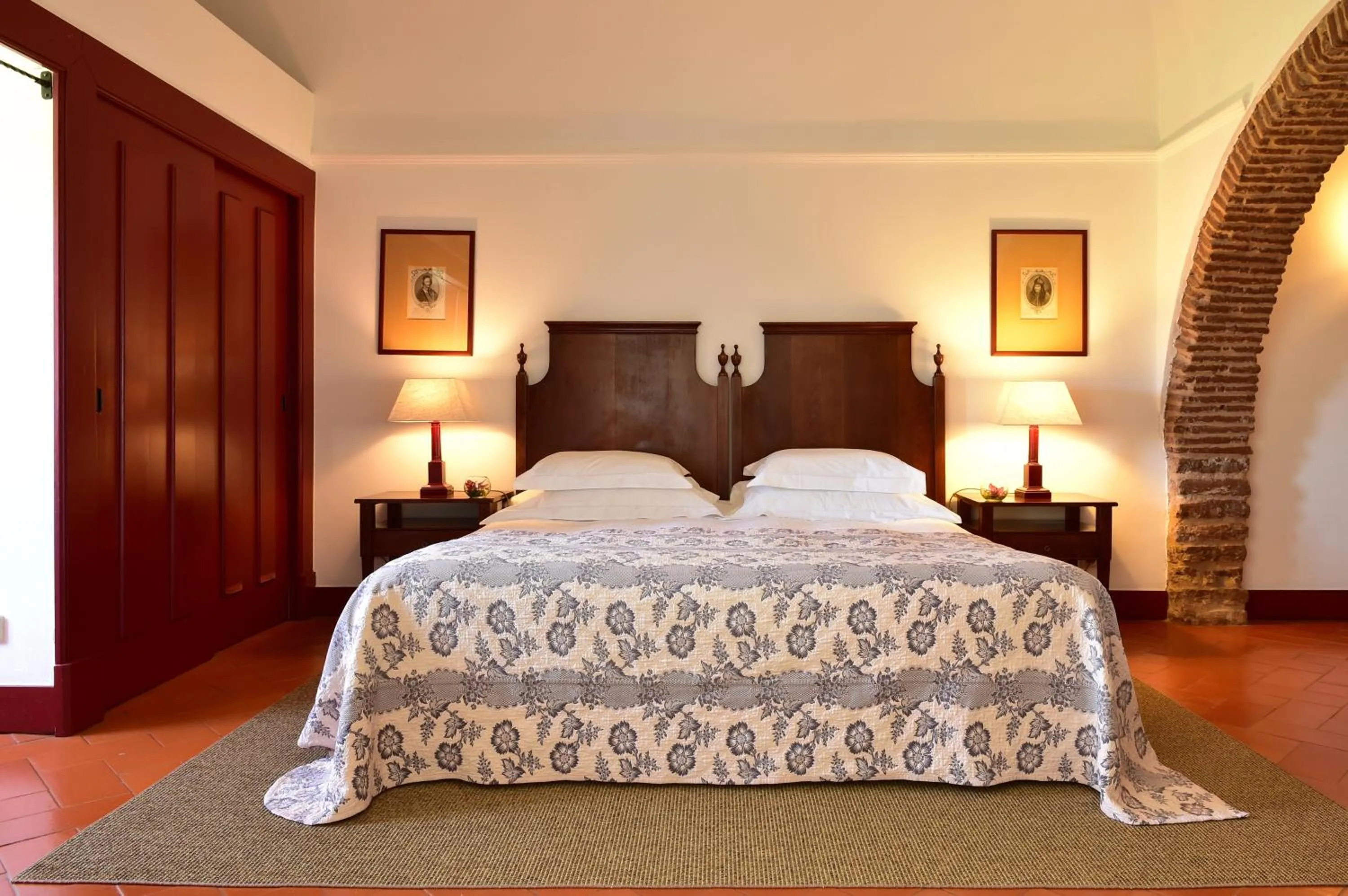 Bed in Pousada Convento de Beja