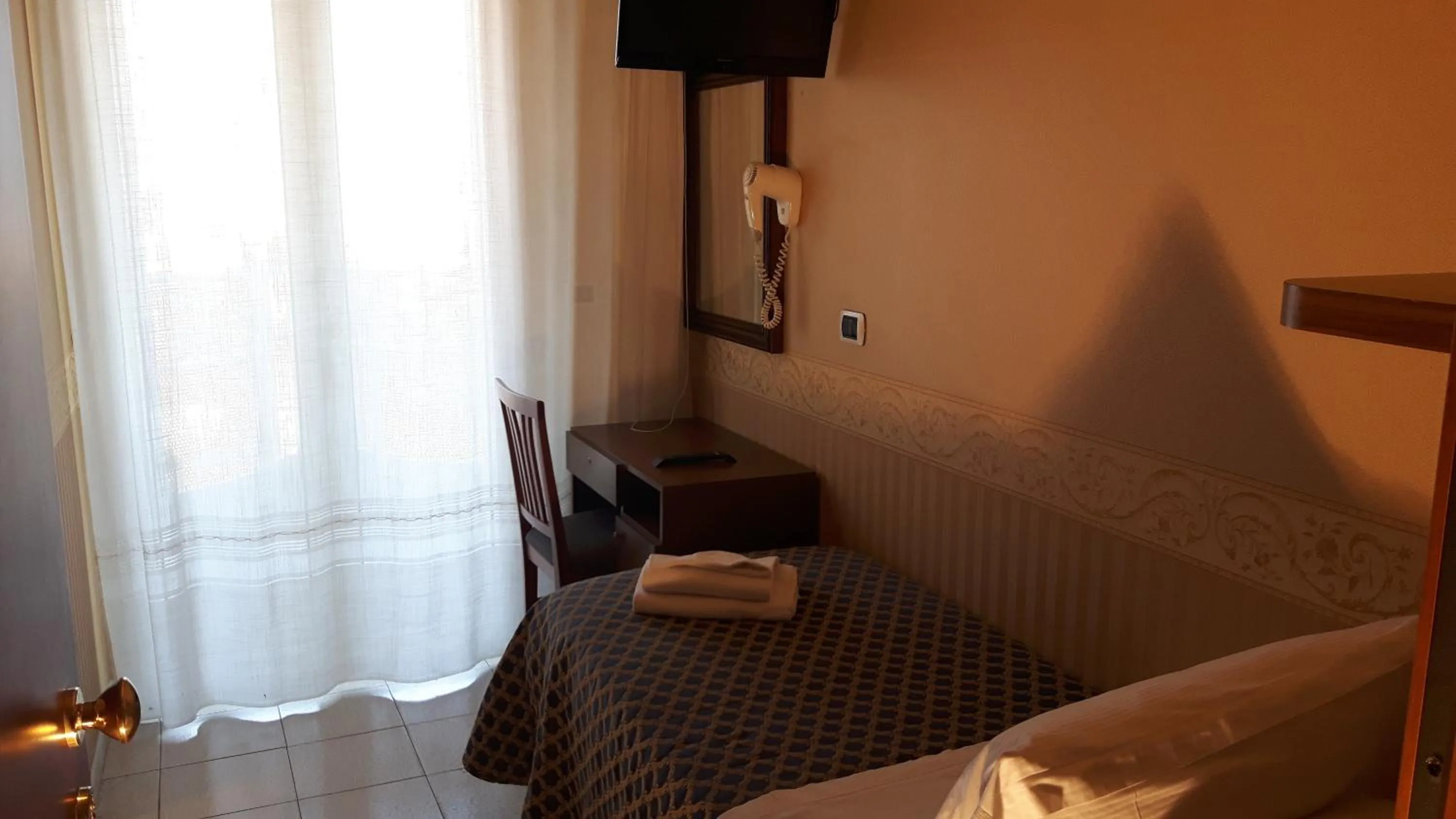 Bedroom, Bed in Hotel Grifone