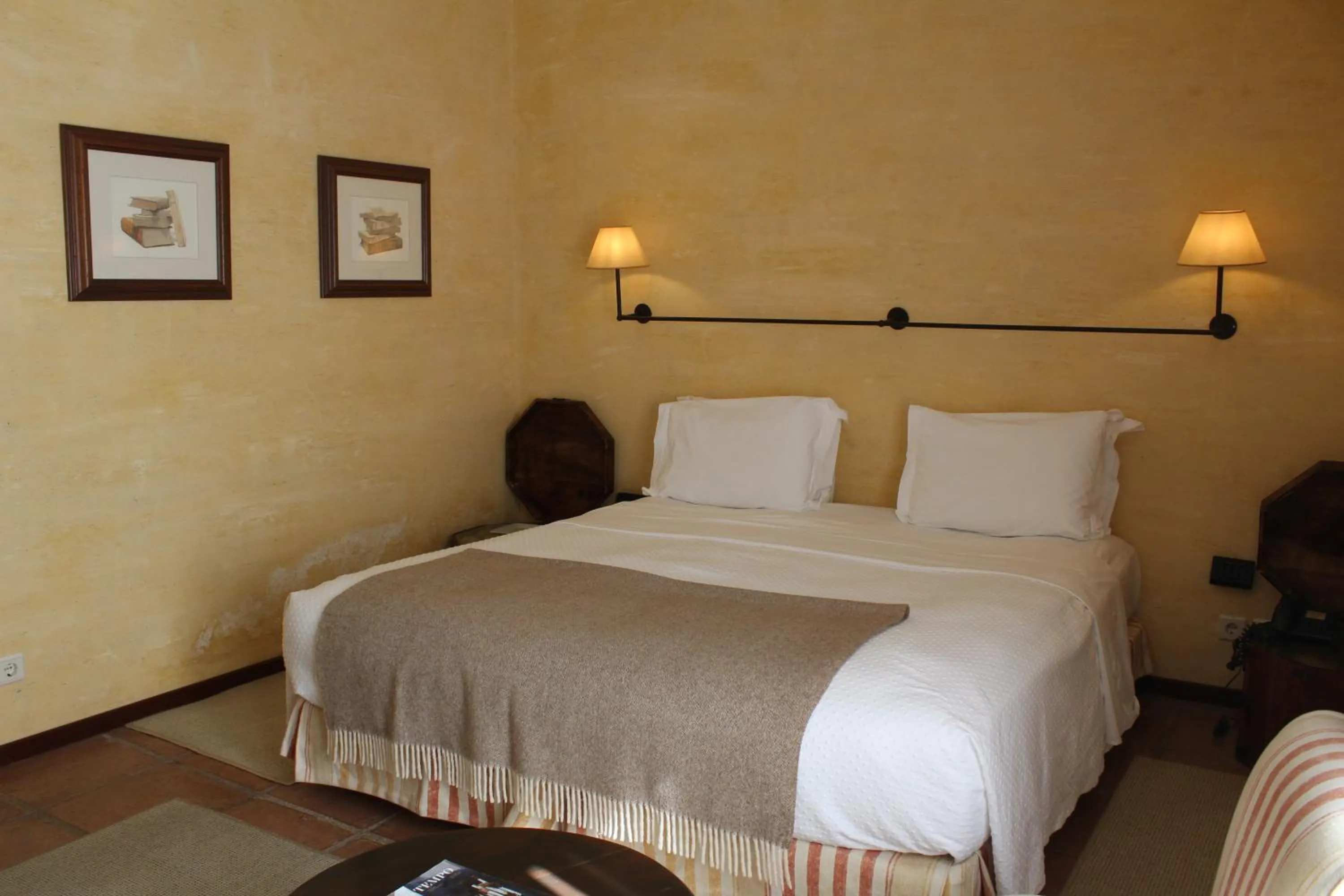 Bedroom, Bed in Pousada Convento de Belmonte