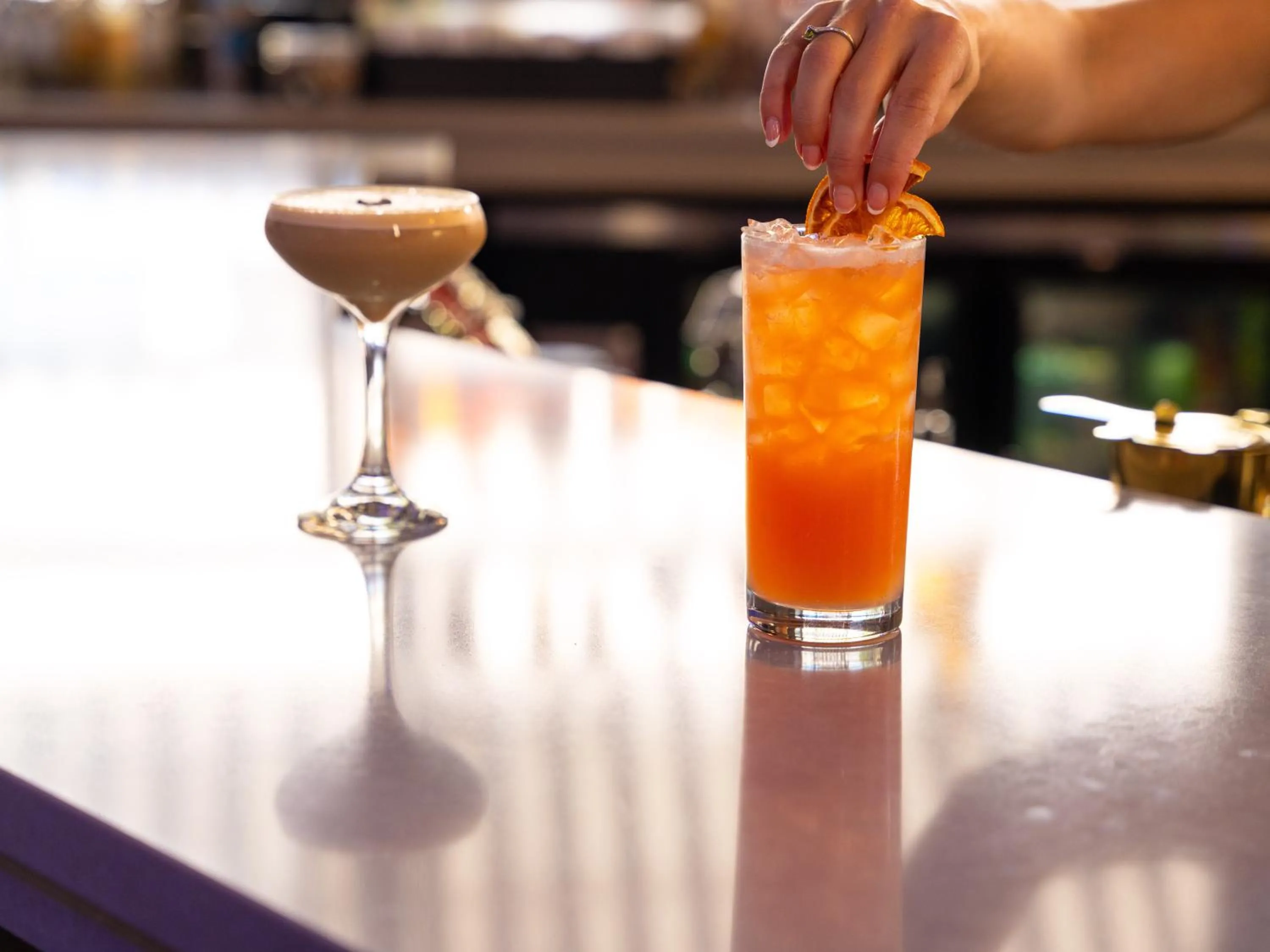 Lounge or bar in Haywood Park Hotel, an Ascend Collection Hotel