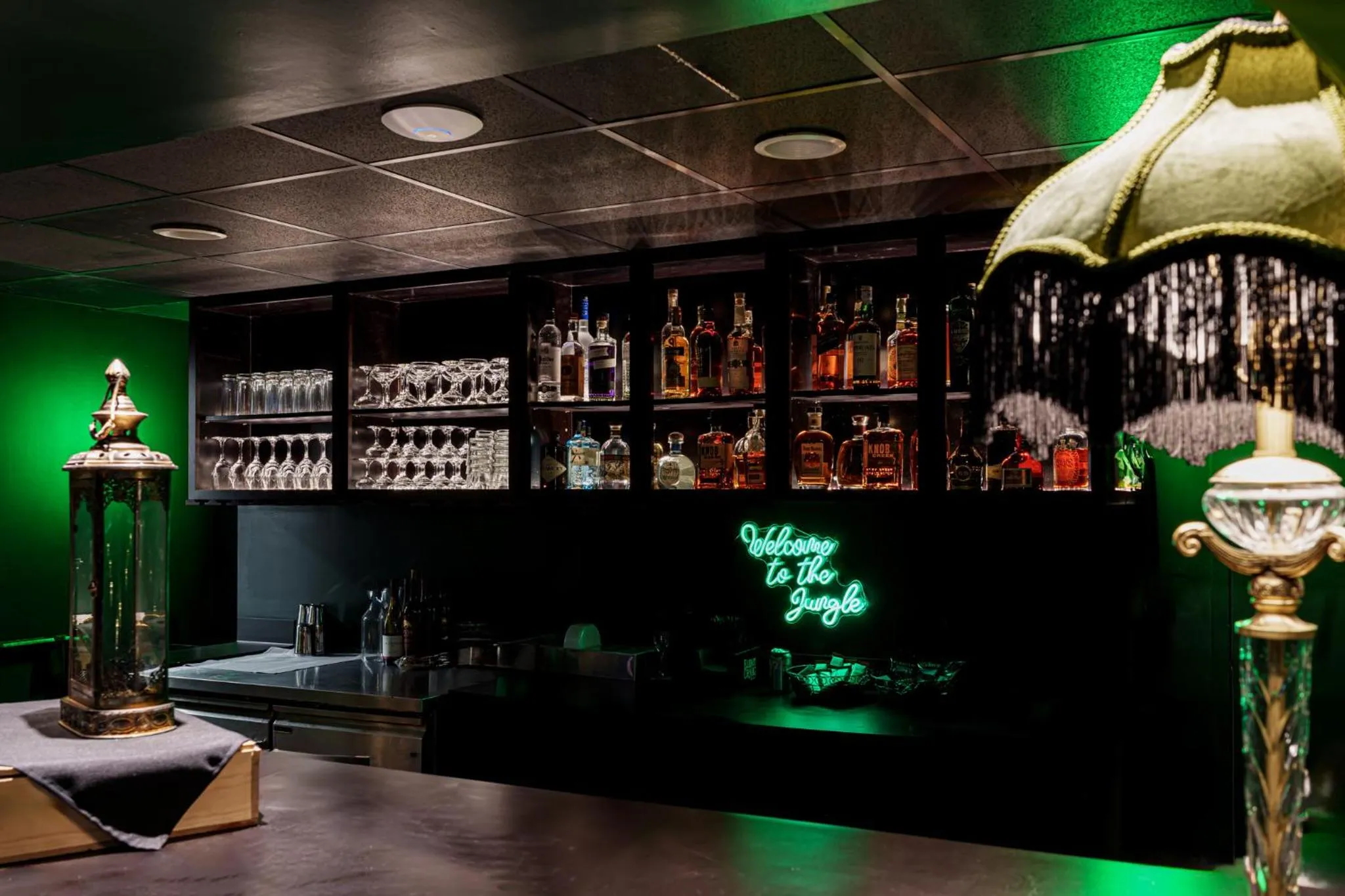 Lounge or bar in Haywood Park Hotel, an Ascend Collection Hotel