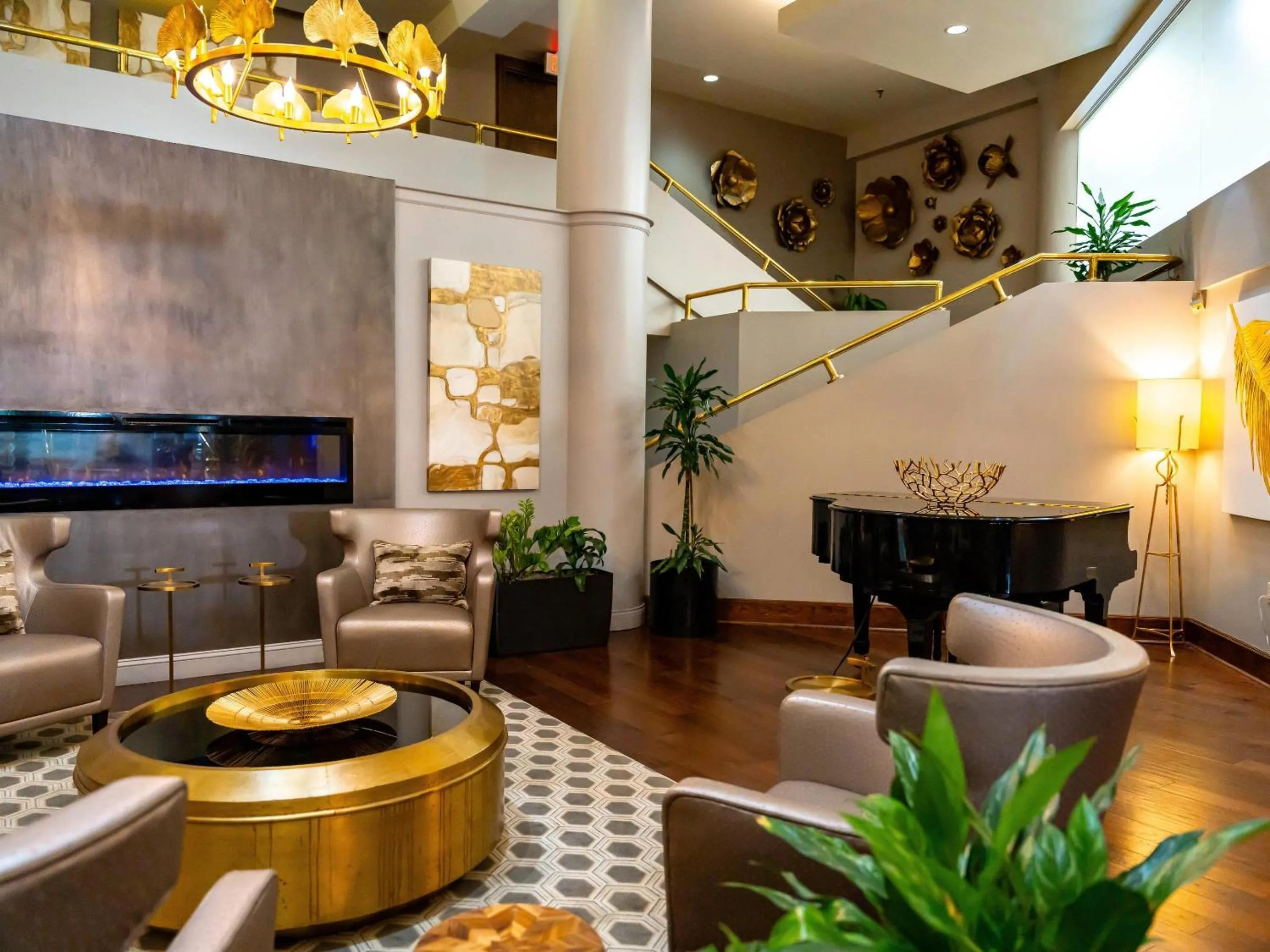 Lobby or reception in Haywood Park Hotel, an Ascend Collection Hotel