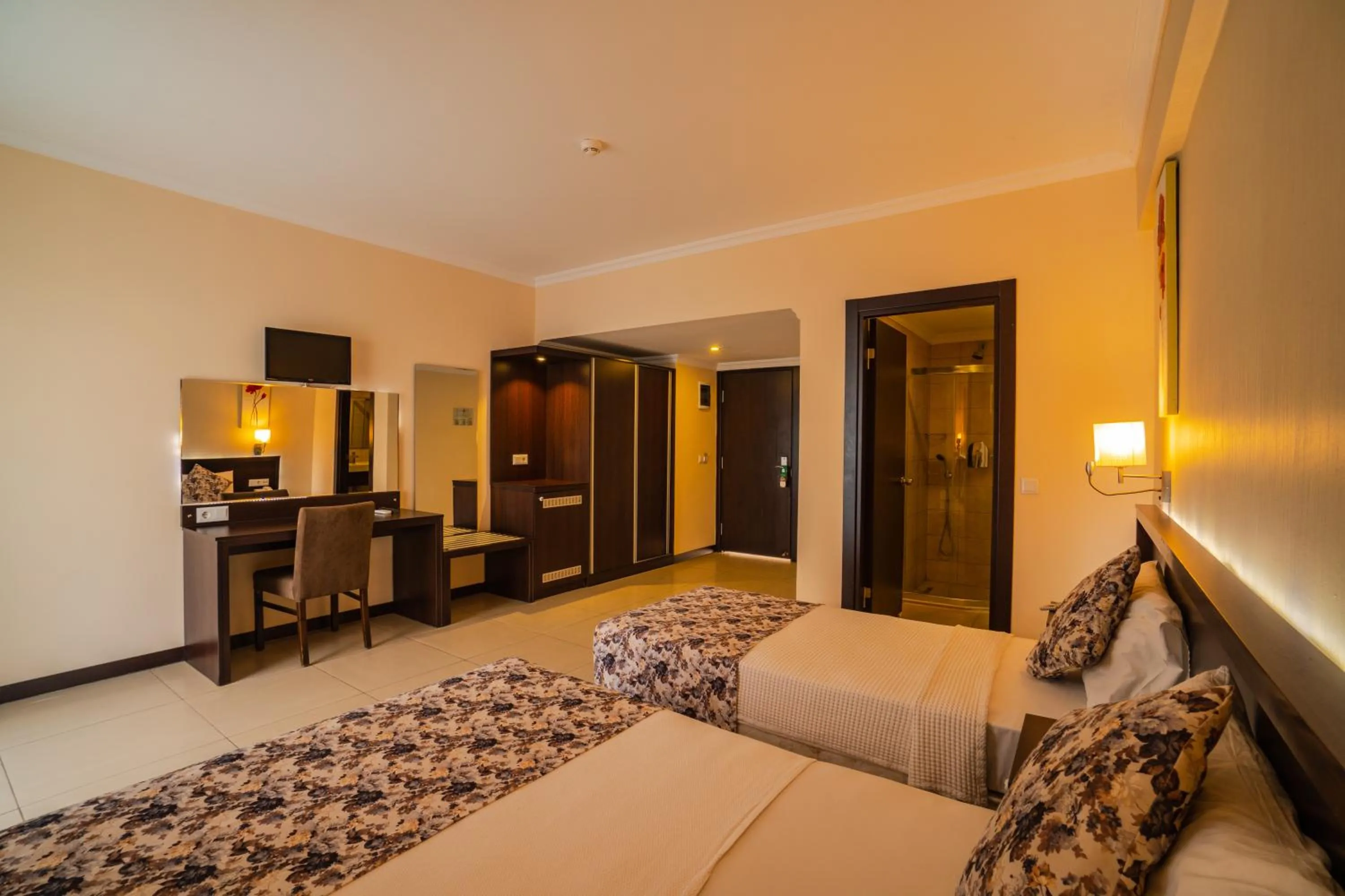 Double Room - single occupancy in Sunshine Holiday Resort