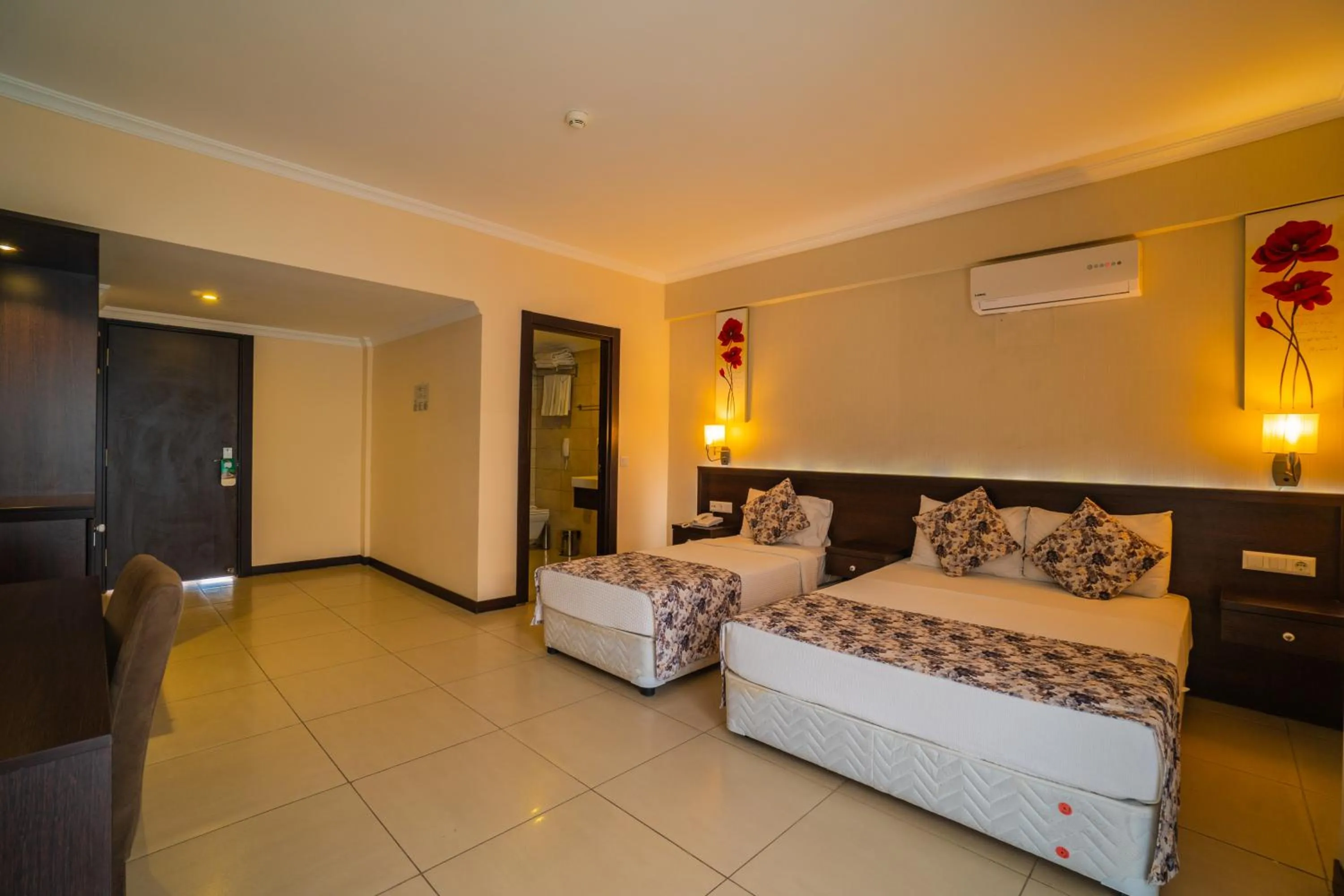 Double Room - single occupancy in Sunshine Holiday Resort