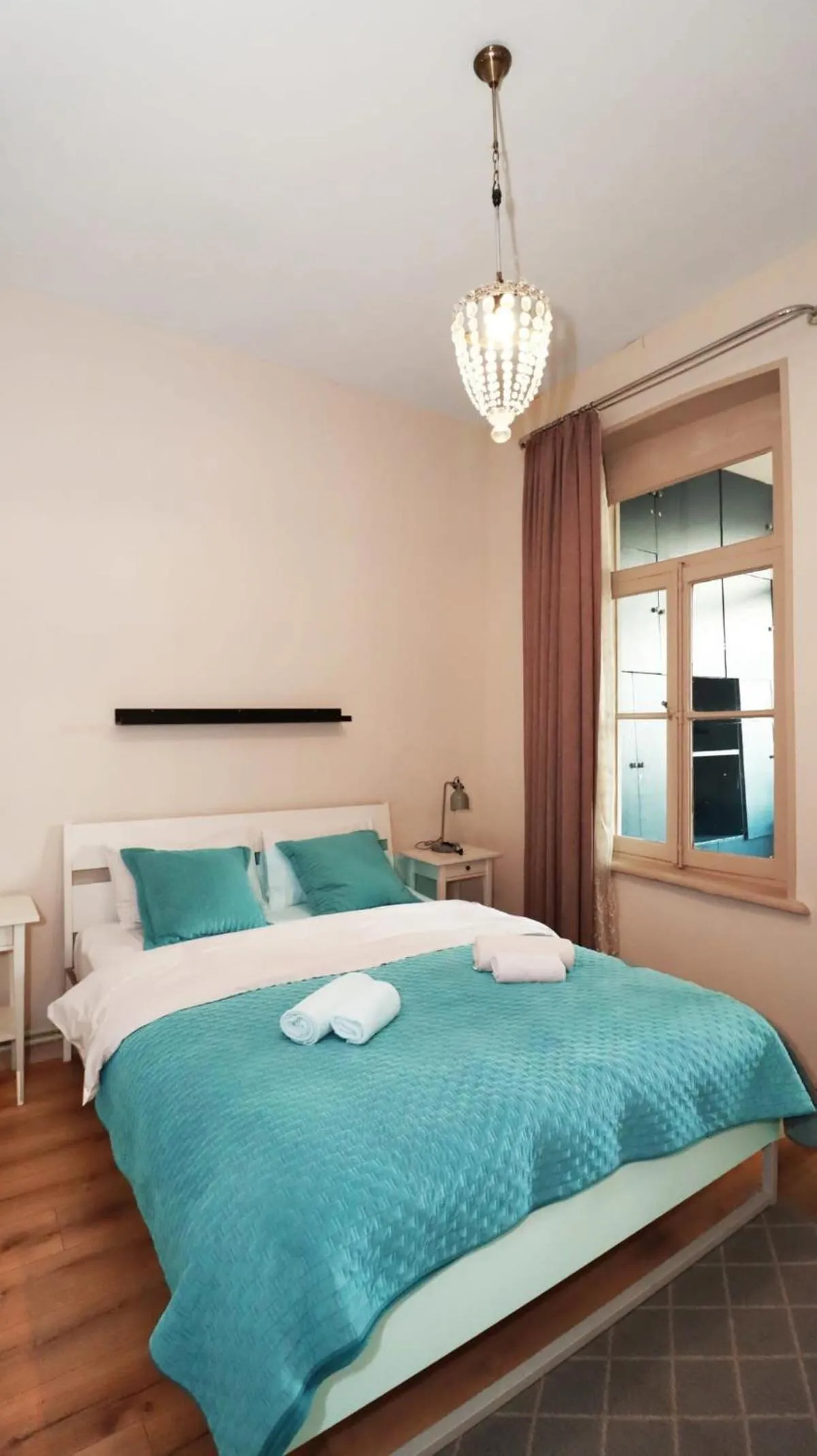 Bed in Wehost Apartment Near Fabrika
