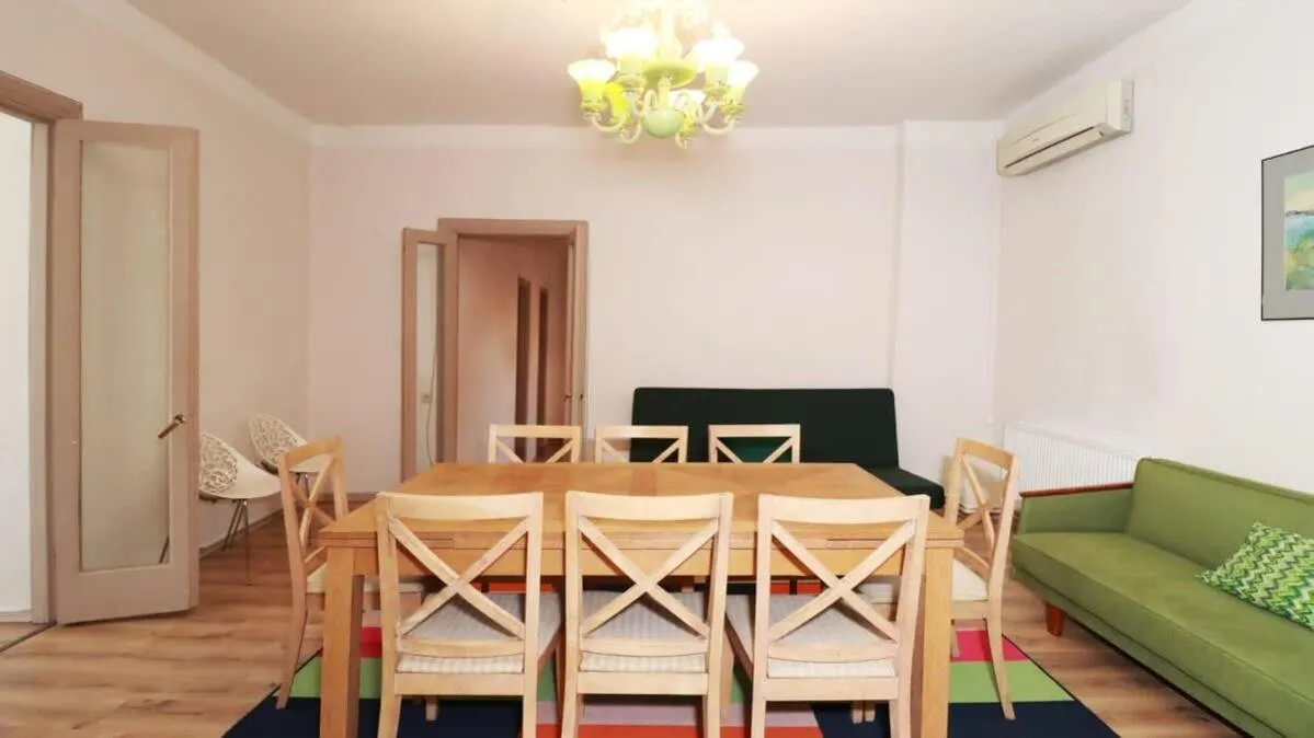 Wehost Apartment Near Fabrika