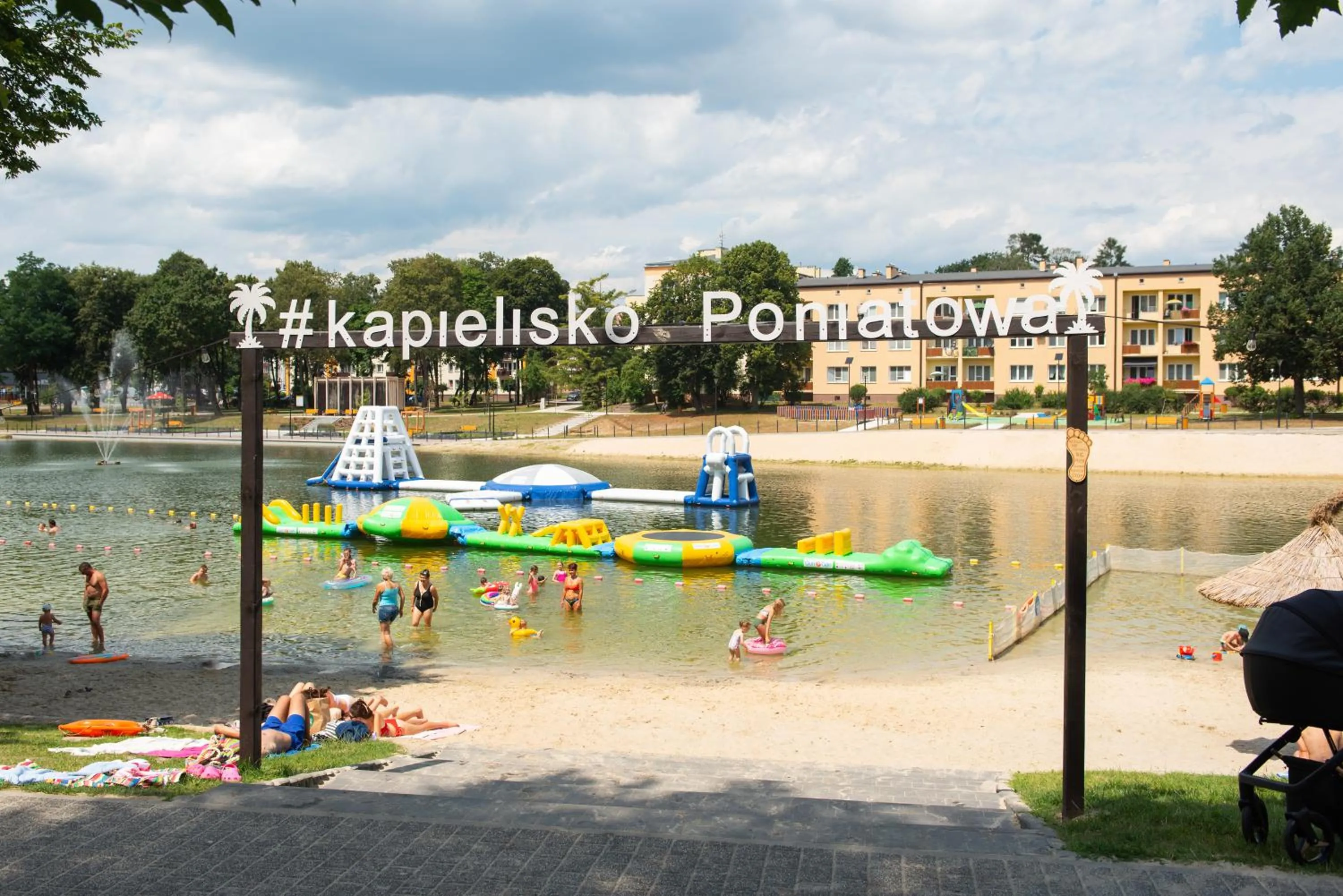 Swimming pool in Montis Hotel & Spa