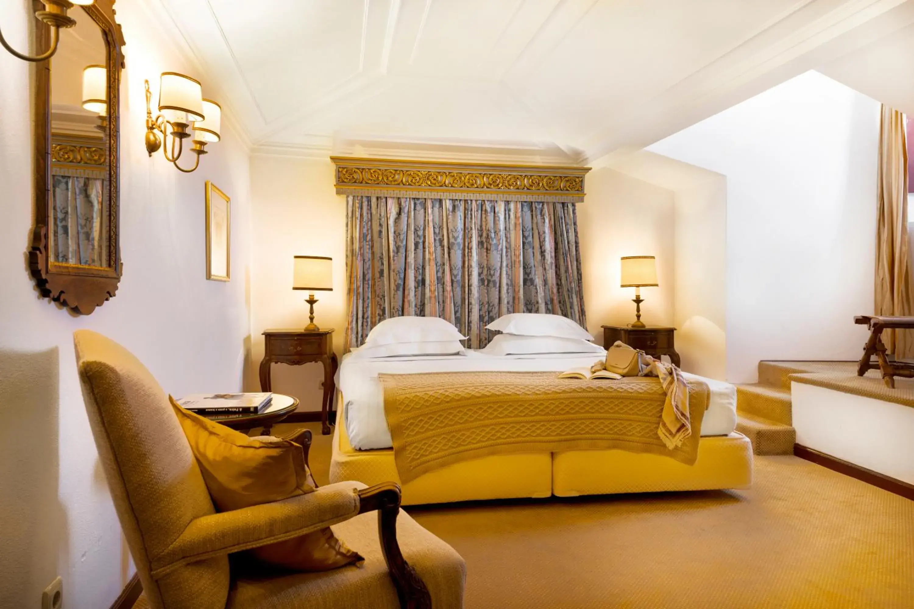 Bed in Pousada Castelo de Estremoz Bed in Pousada Castelo de Estremoz