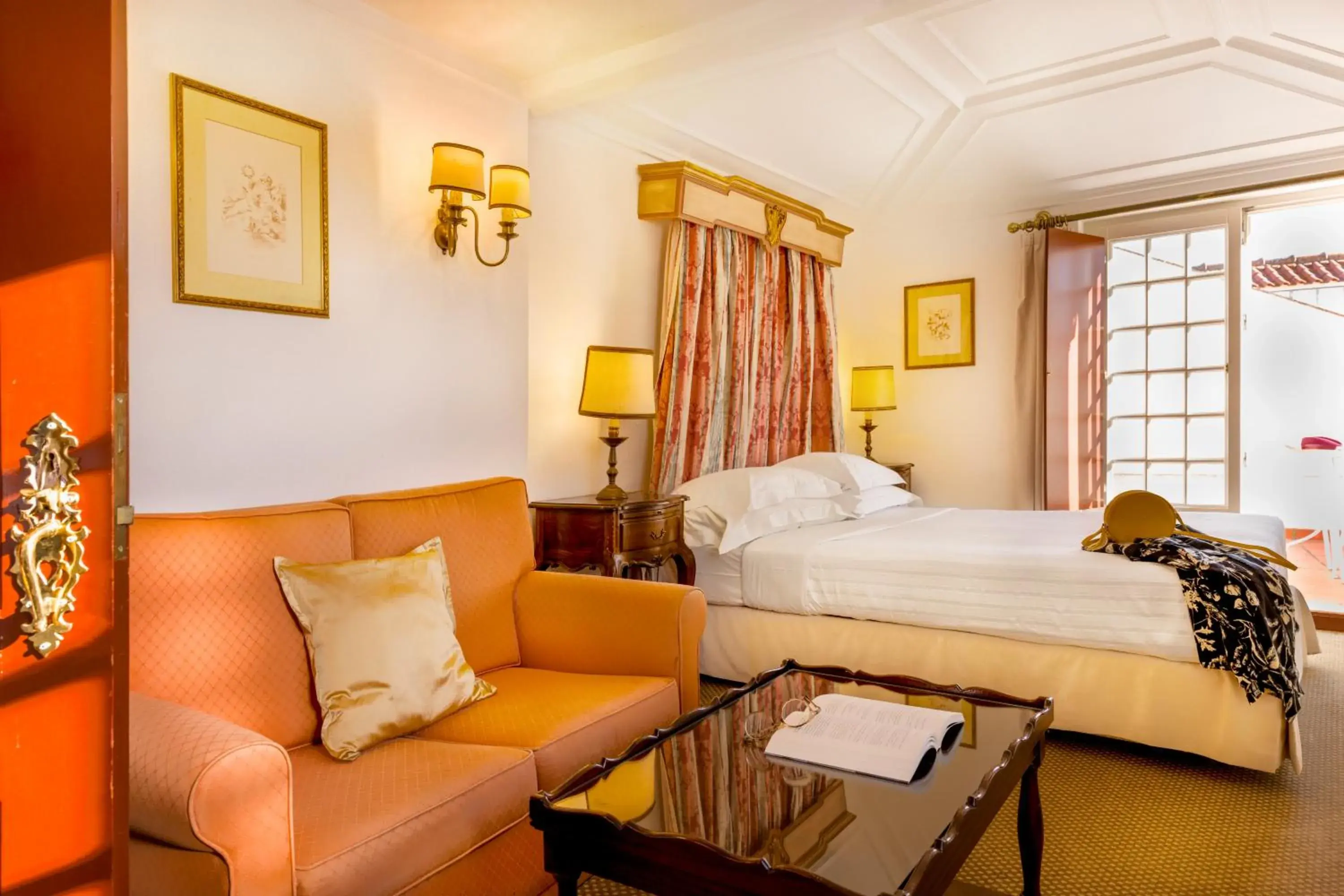 Bed in Pousada Castelo de Estremoz Bed in Pousada Castelo de Estremoz