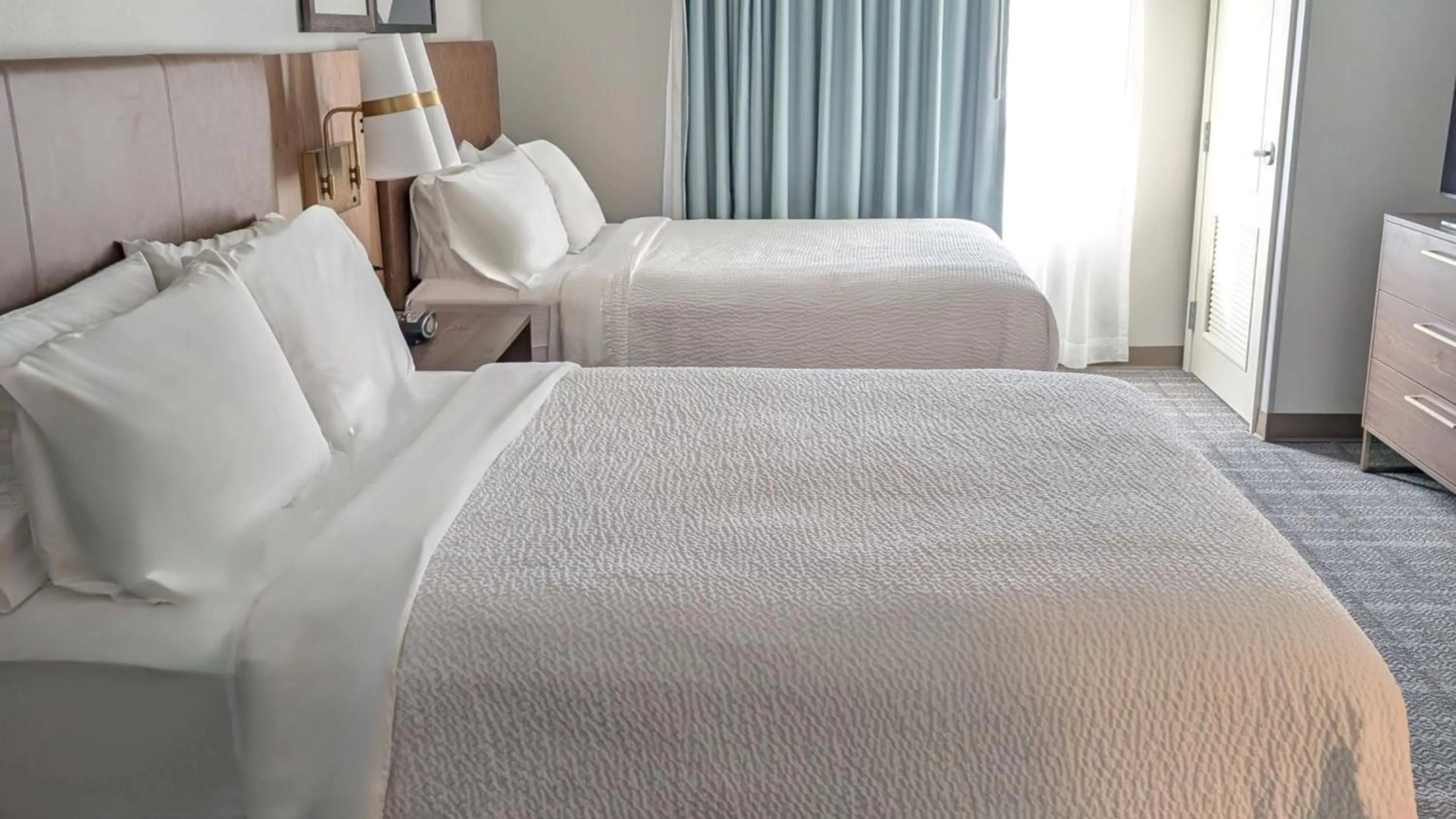 Photo of the whole room, Bed in Staybridge Suites Bismarck by IHG