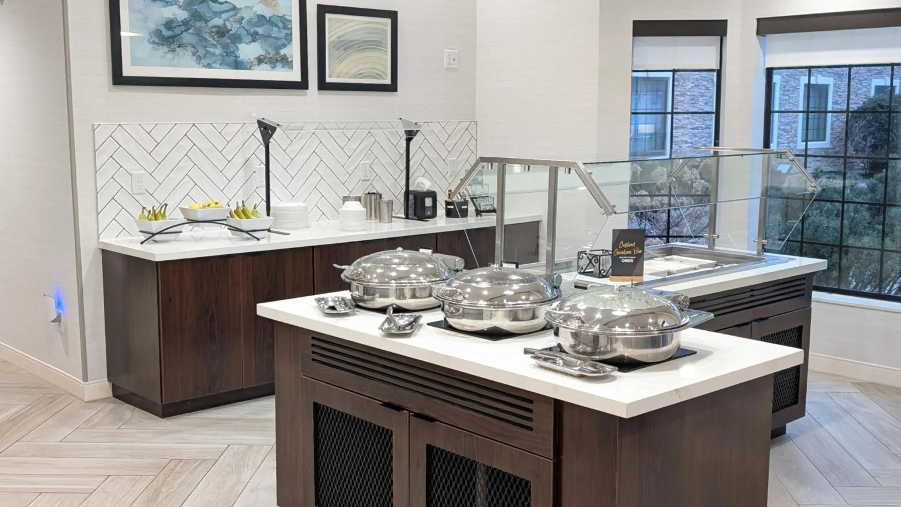 Restaurant/places to eat in Staybridge Suites Bismarck by IHG Restaurant/places to eat in Staybridge Suites Bismarck by IHG