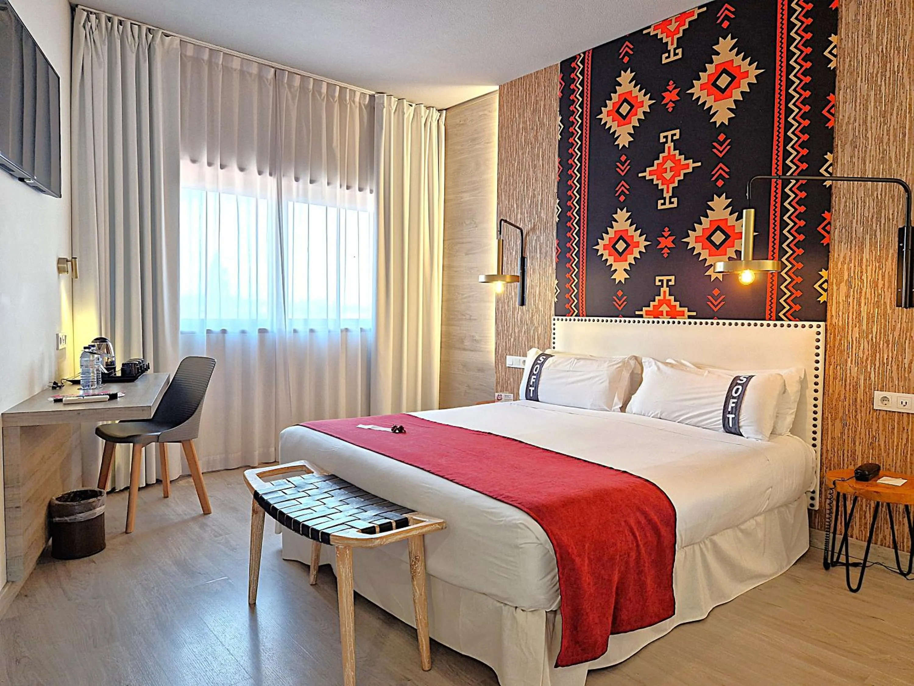 Photo of the whole room, Bed in Casual Inca Porto
