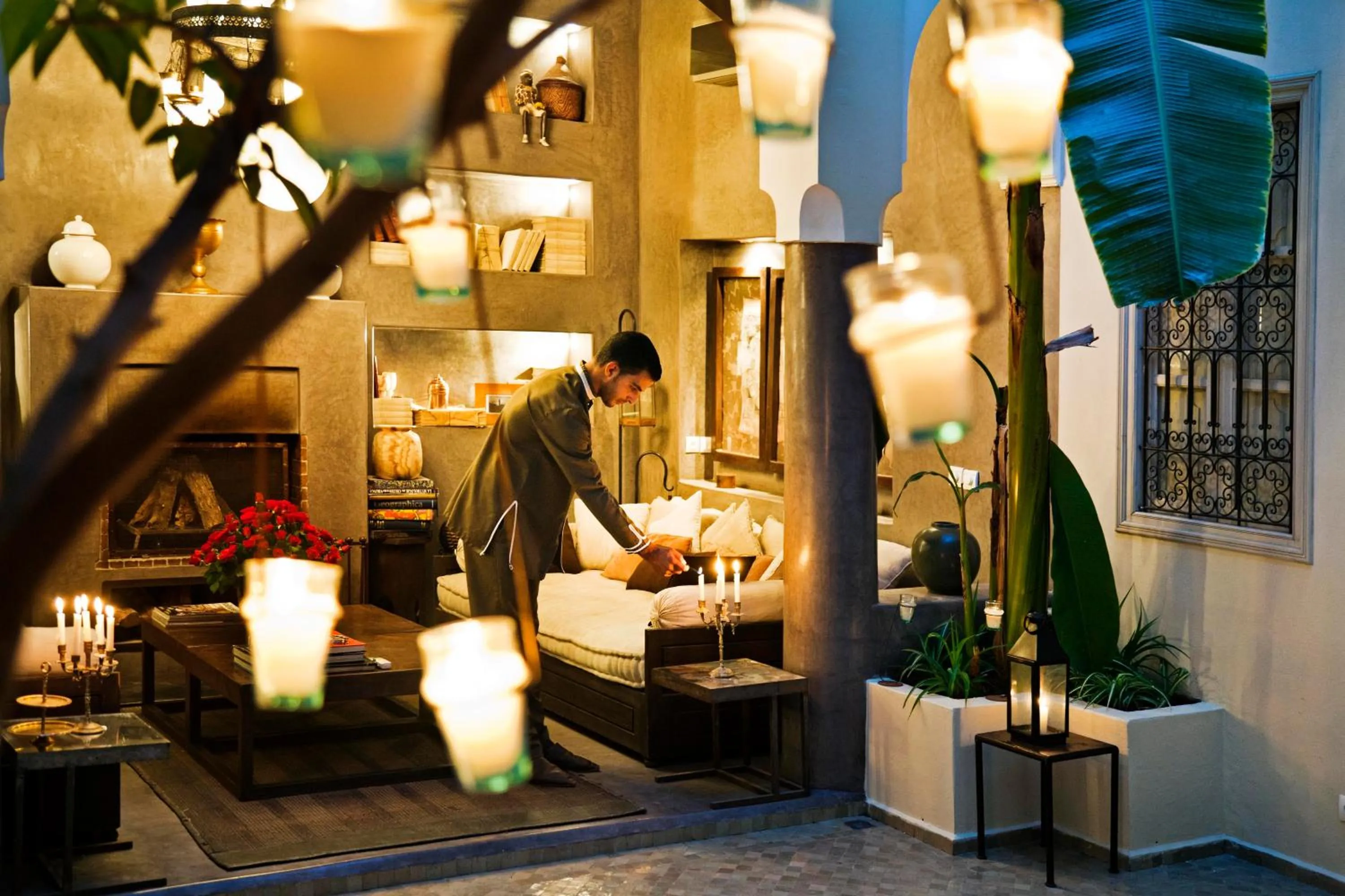 Communal lounge/ TV room in Riad Abracadabra