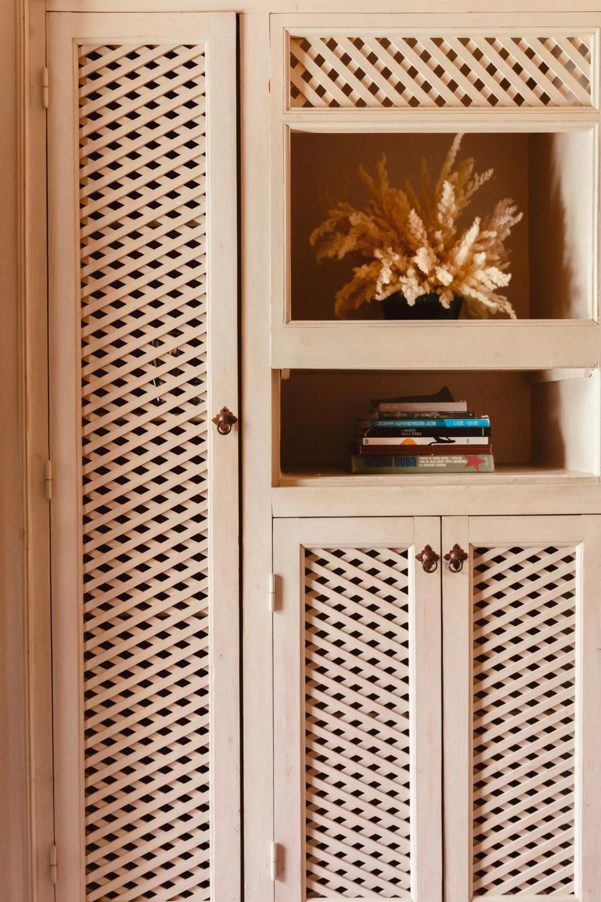 wardrobe in Riad Abracadabra