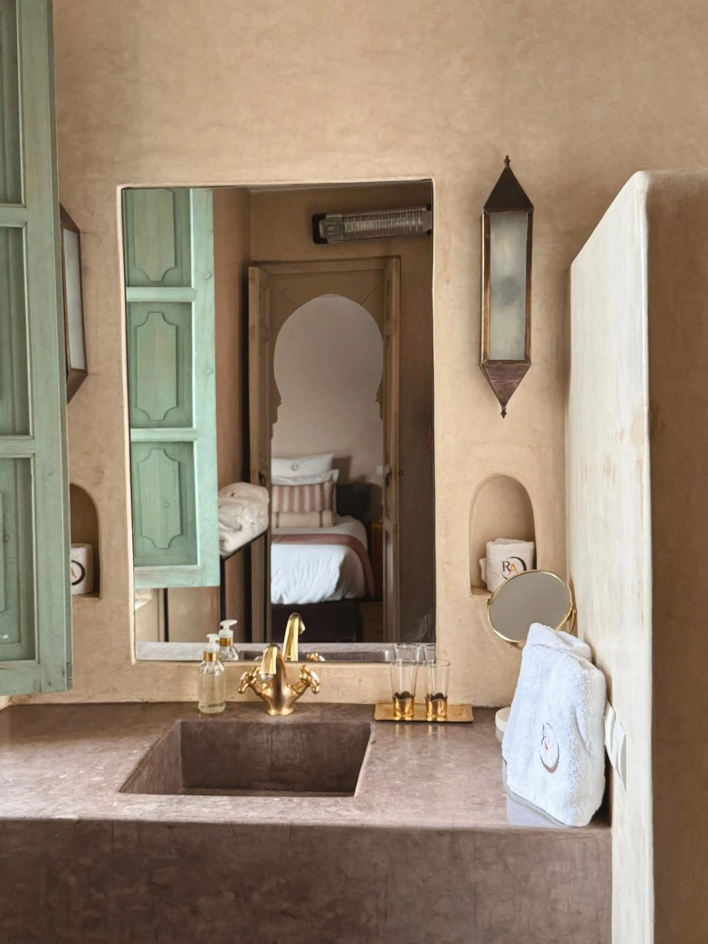 Bathroom in Riad Abracadabra