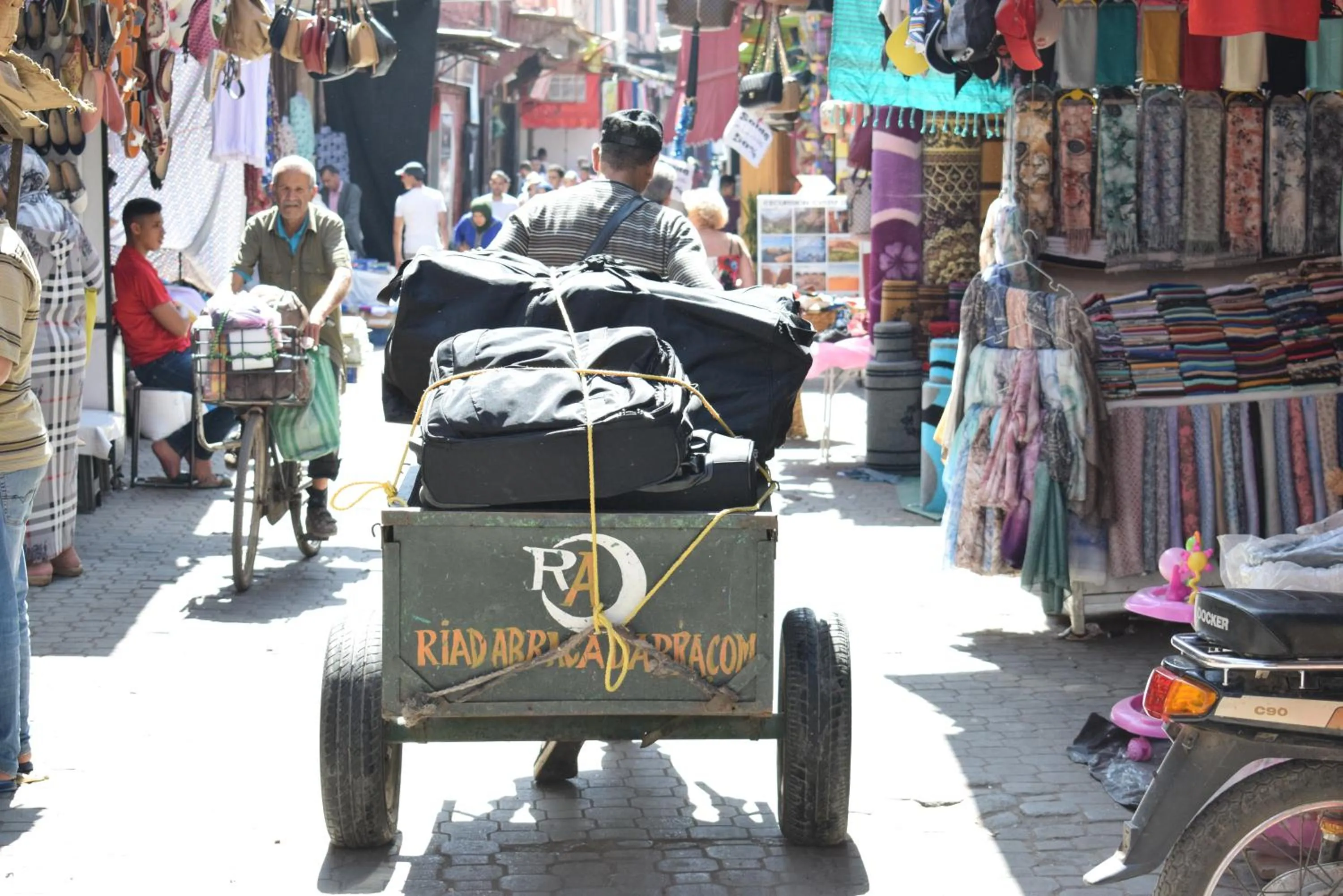 People in Riad Abracadabra