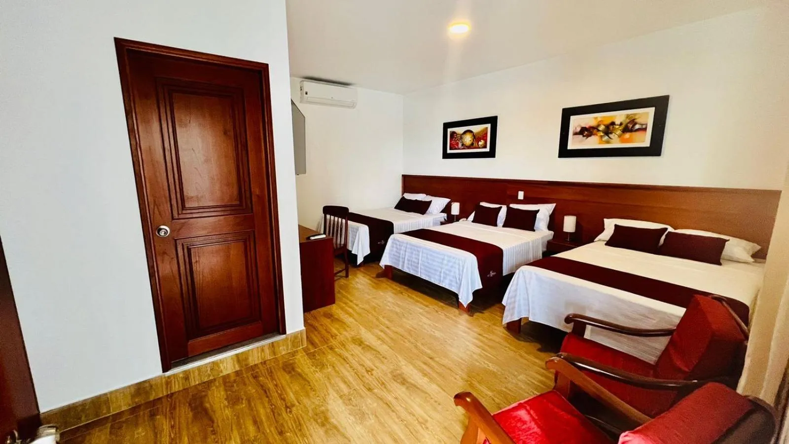 Photo of the whole room, Bed in Rio Cumbaza Hotel