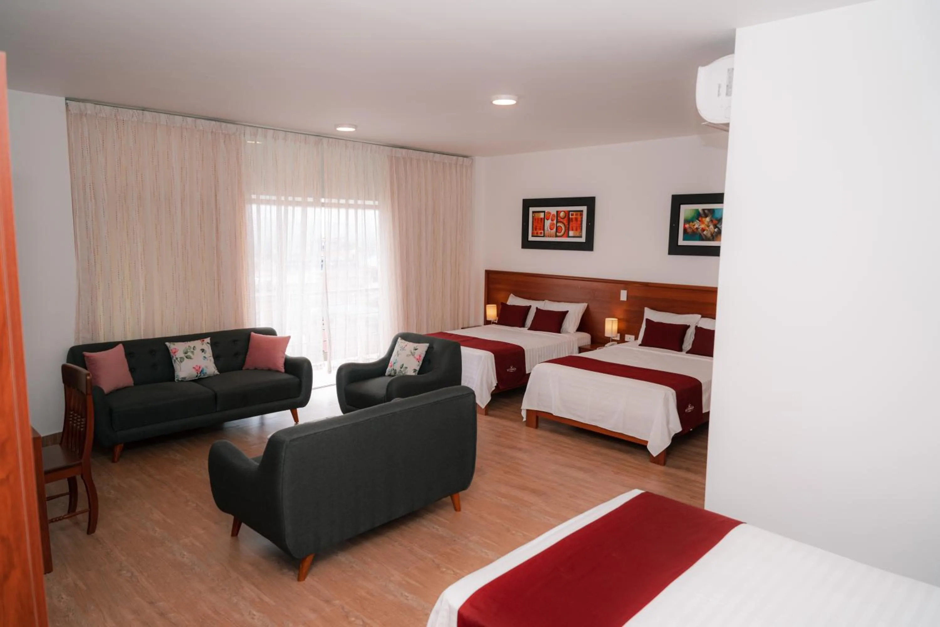 Photo of the whole room, Bed in Rio Cumbaza Hotel